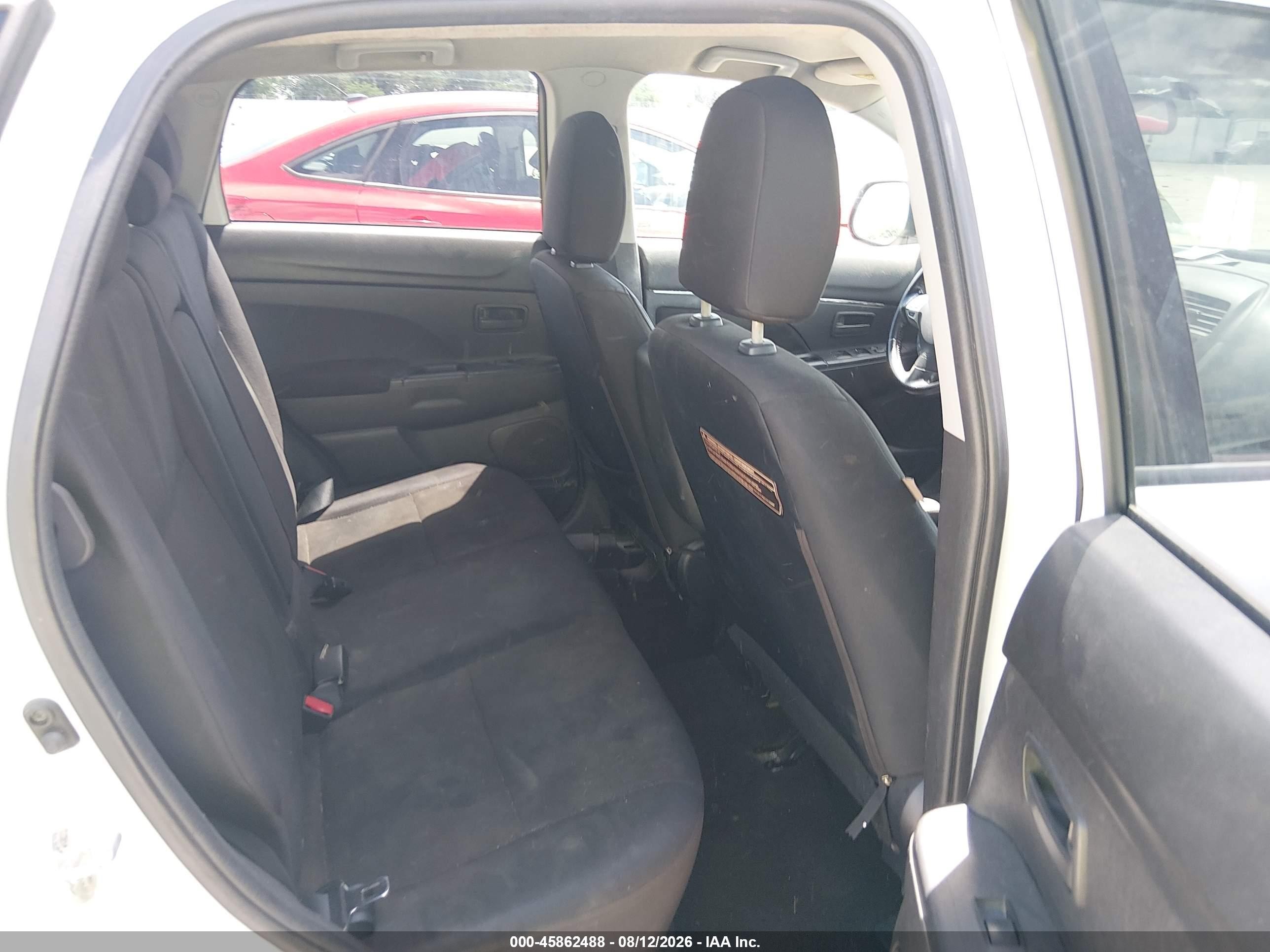 2013 Mitsubishi Outlander Sport Es Белый vin: 4A4AP3AU2DE015927