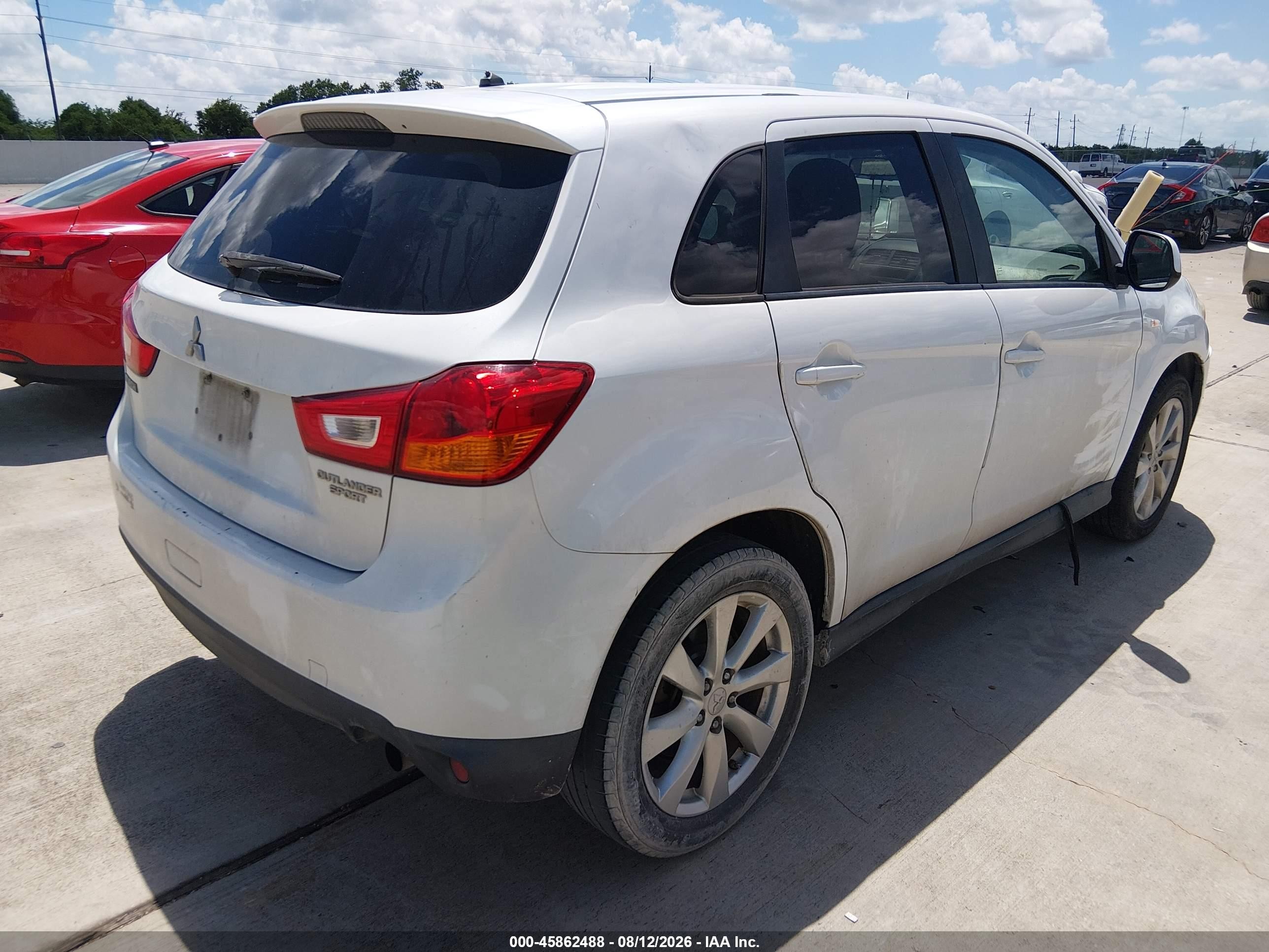 2013 Mitsubishi Outlander Sport Es Белый vin: 4A4AP3AU2DE015927