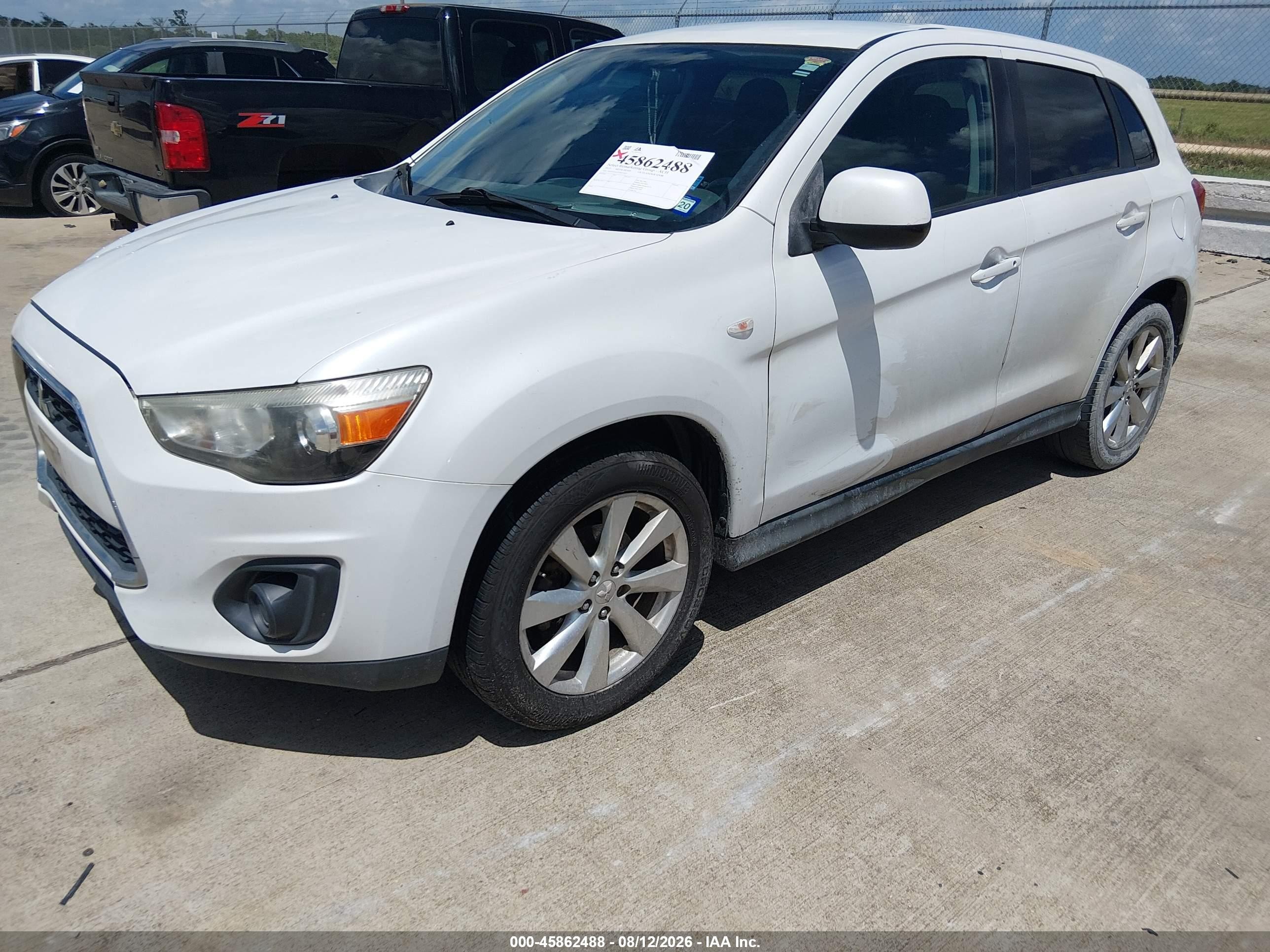 2013 Mitsubishi Outlander Sport Es Белый vin: 4A4AP3AU2DE015927