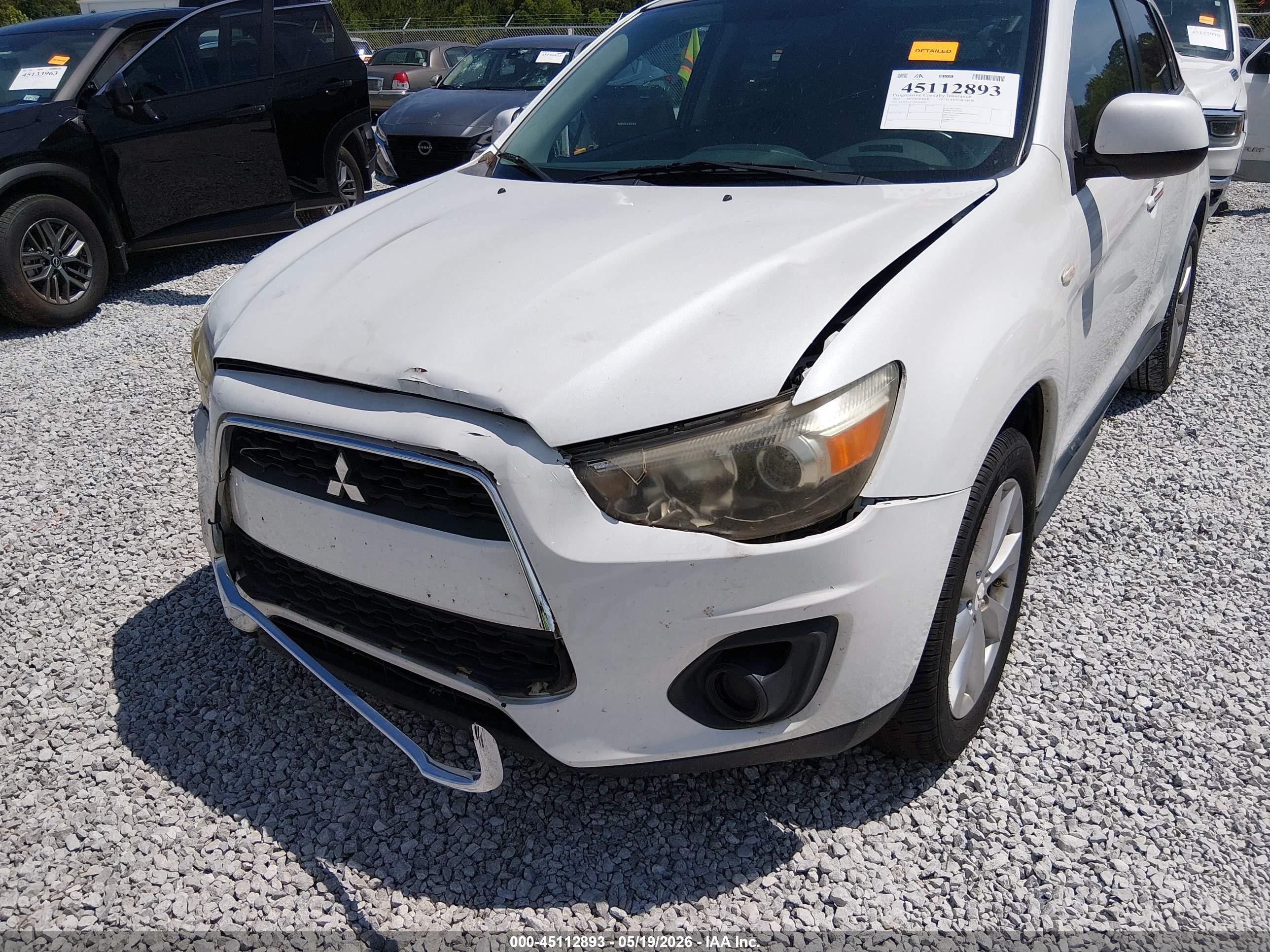 2013 Mitsubishi Outlander Sport Es White vin: 4A4AP3AU2DE018049