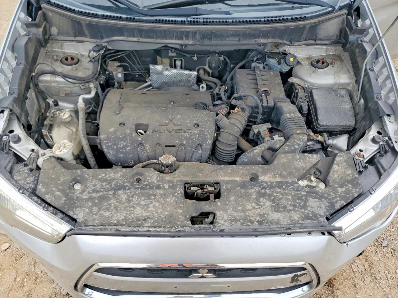 2014 Mitsubishi Outlander Sport Es Silver vin: 4A4AP3AU2EE008428