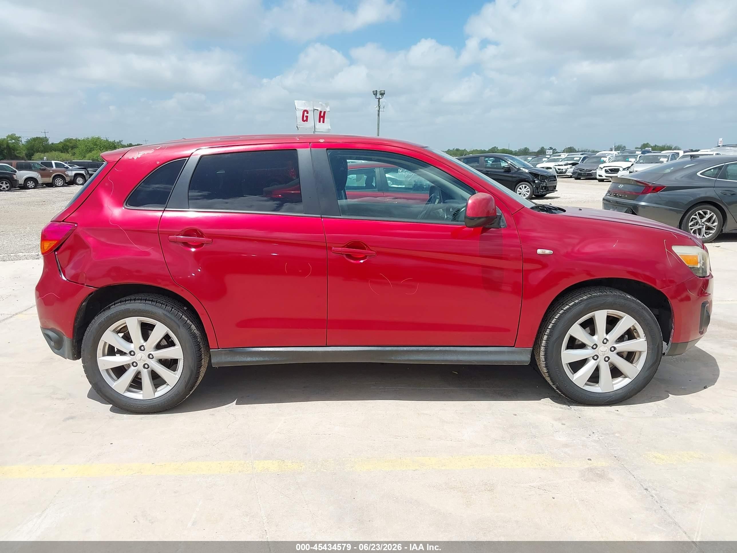 2014 Mitsubishi Outlander Sport Es Red vin: 4A4AP3AU2EE016352