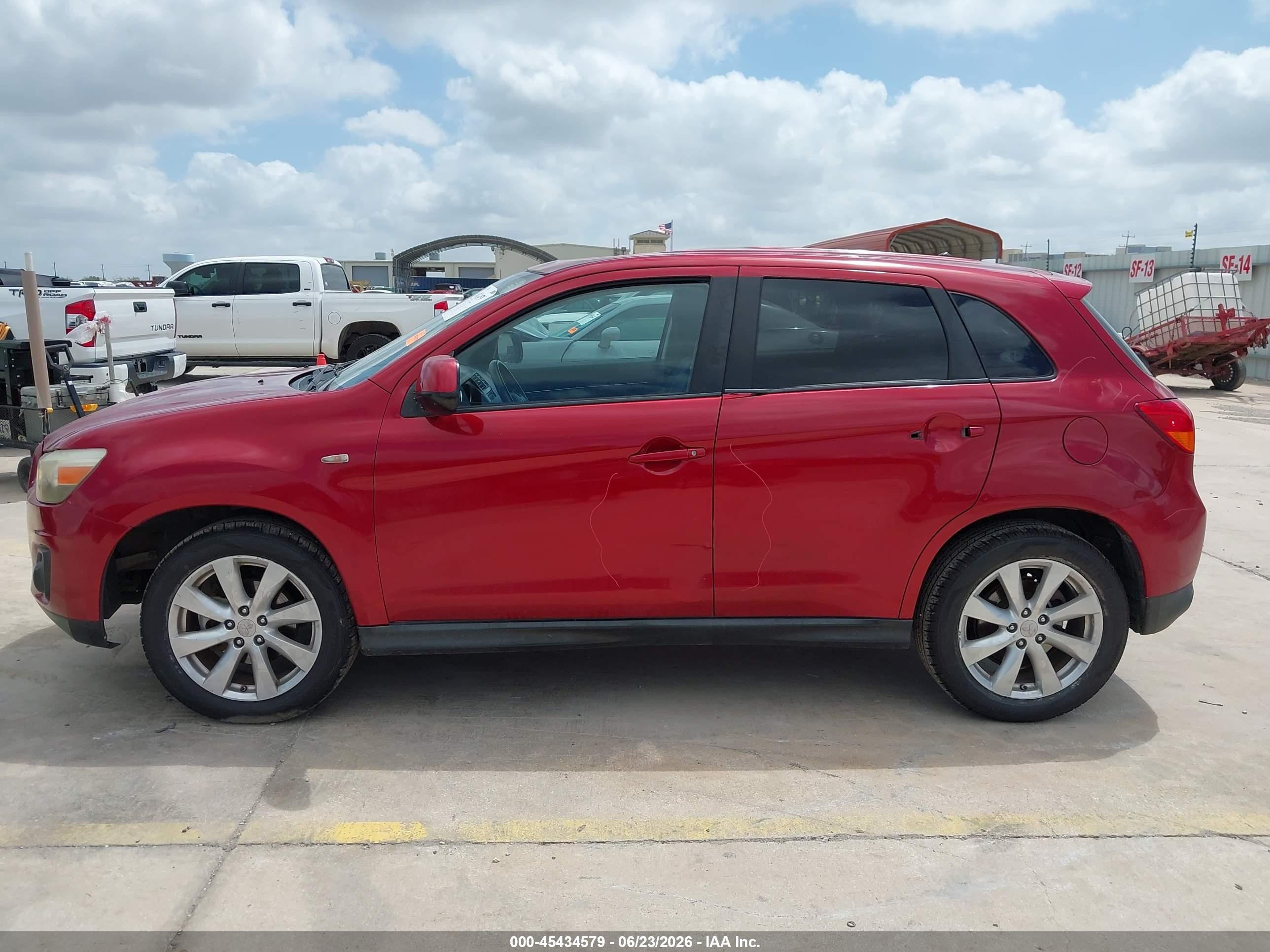 2014 Mitsubishi Outlander Sport Es Red vin: 4A4AP3AU2EE016352
