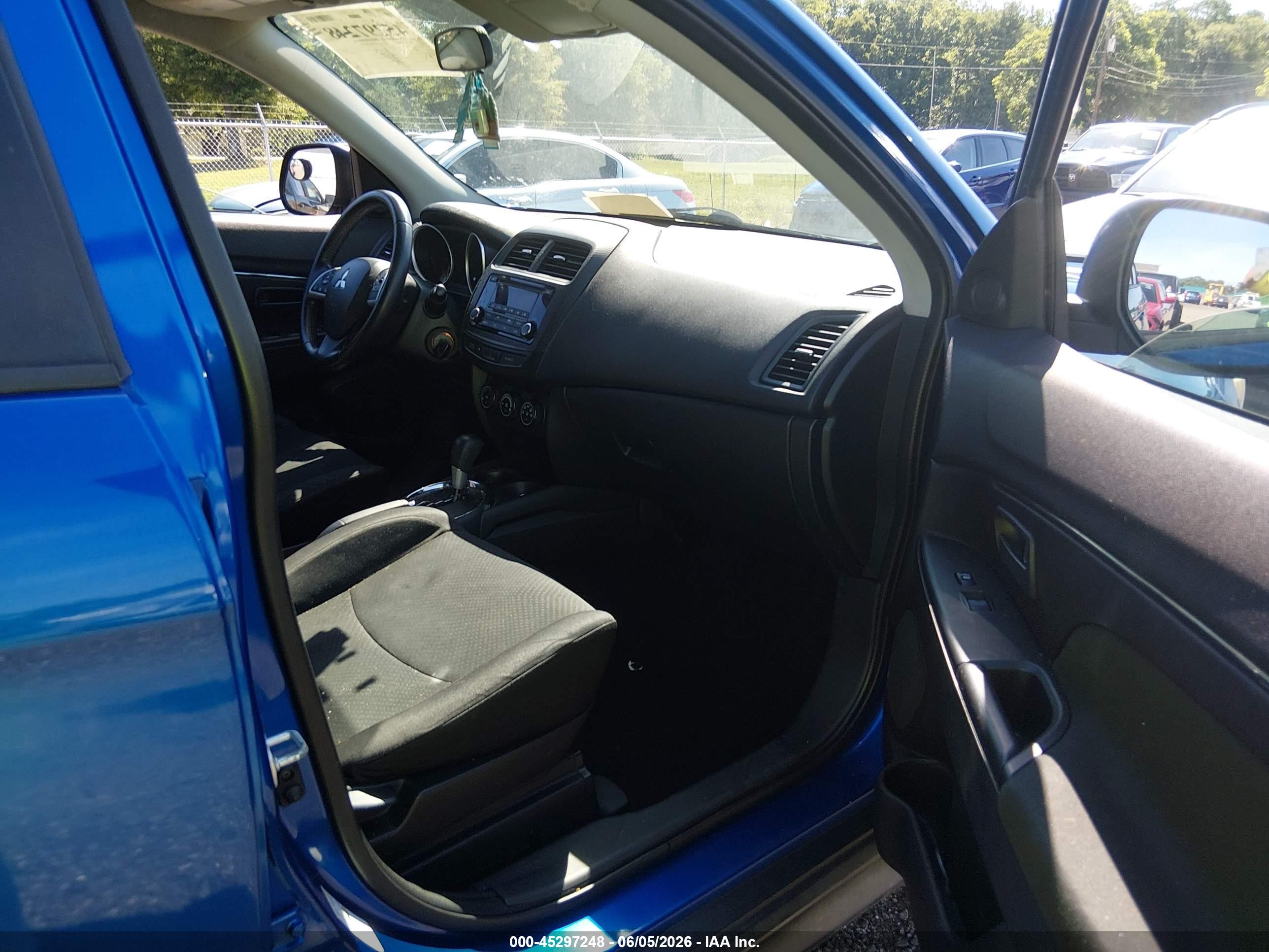2015 Mitsubishi Outlander Sport Es Blue vin: 4A4AP3AU2FE010973