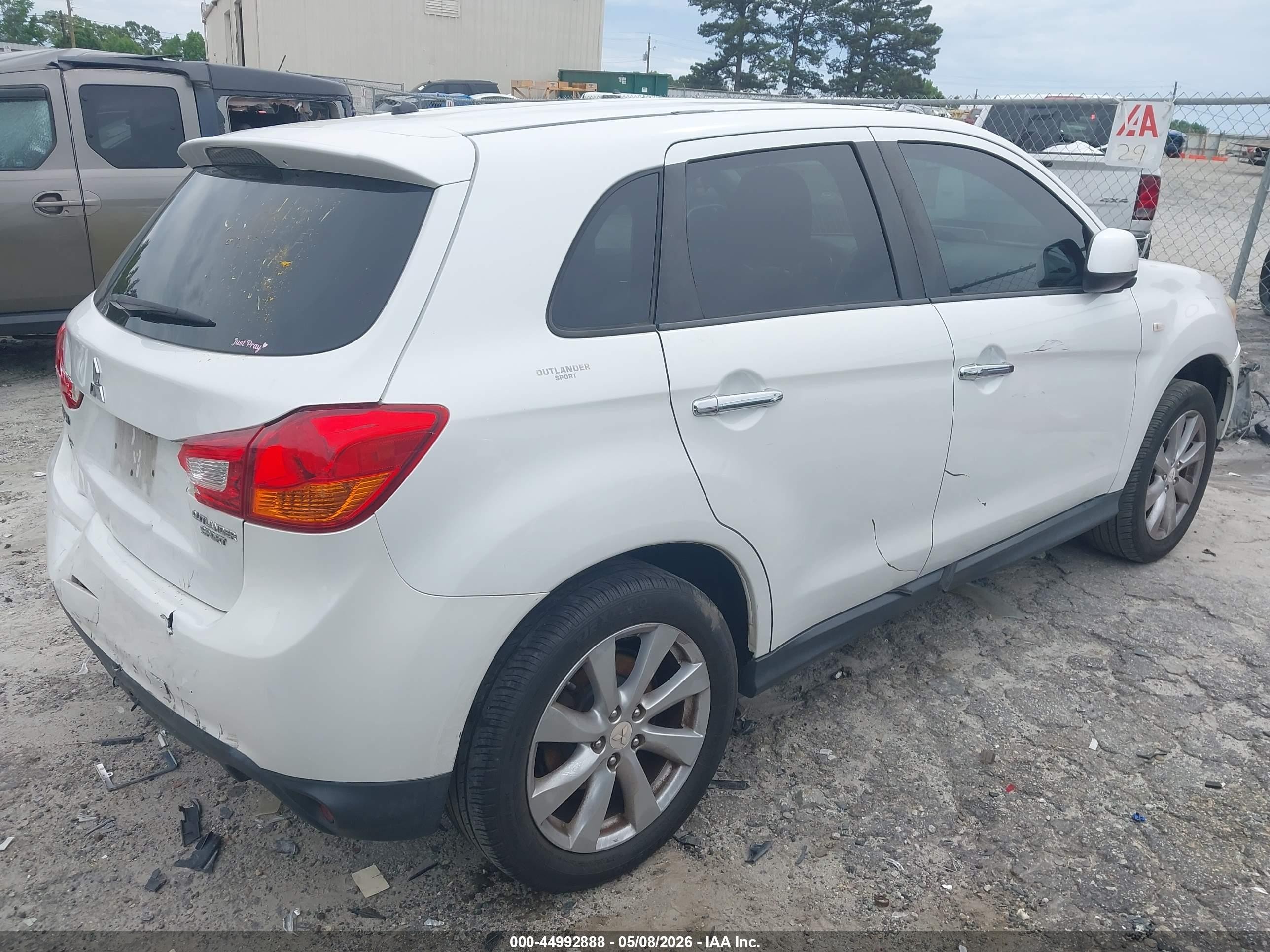 2014 Mitsubishi Outlander Sport Es White vin: 4A4AP3AU3EE029076