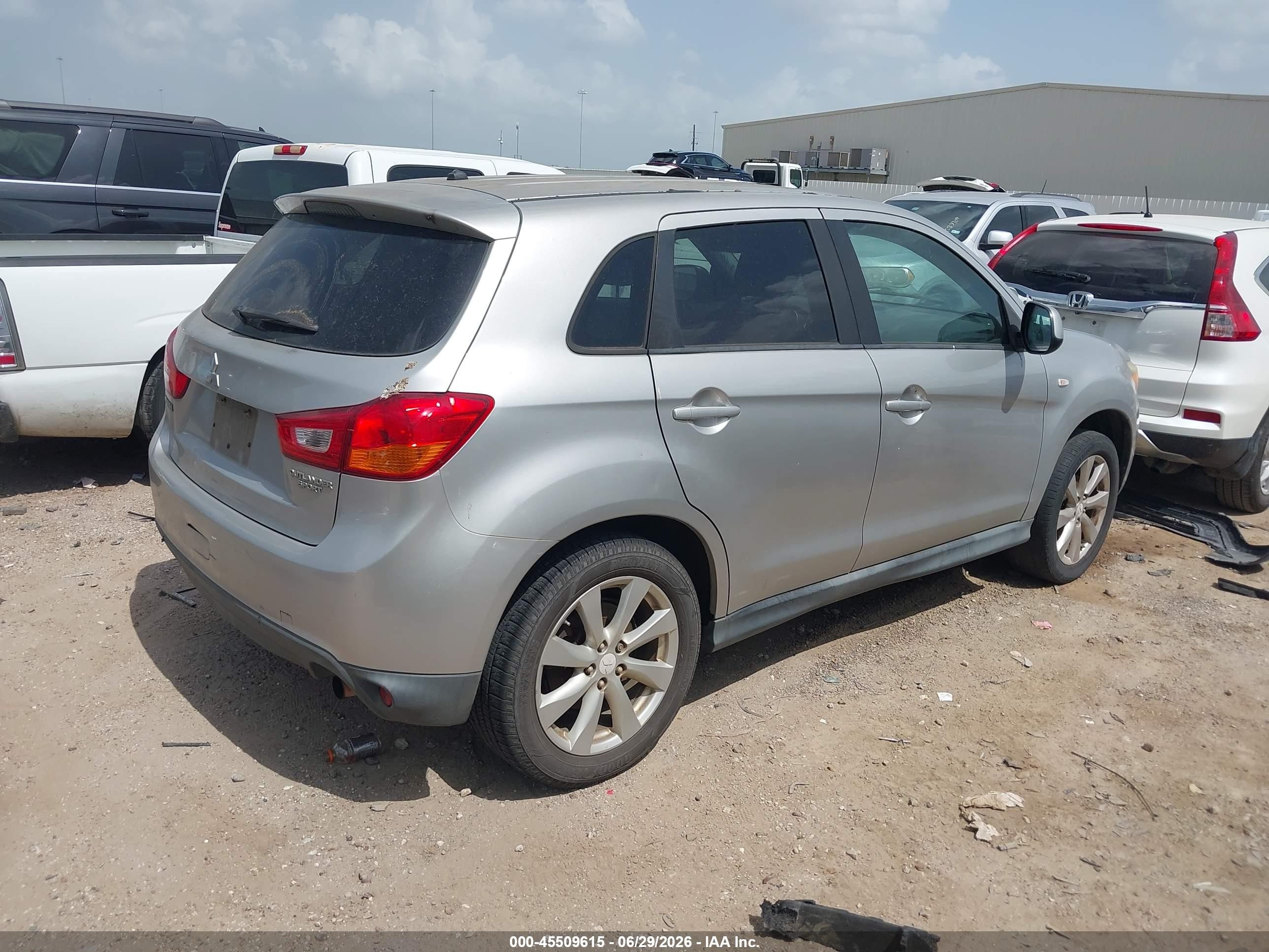 2013 Mitsubishi Outlander Sport Es Silver vin: 4A4AP3AU4DE019557