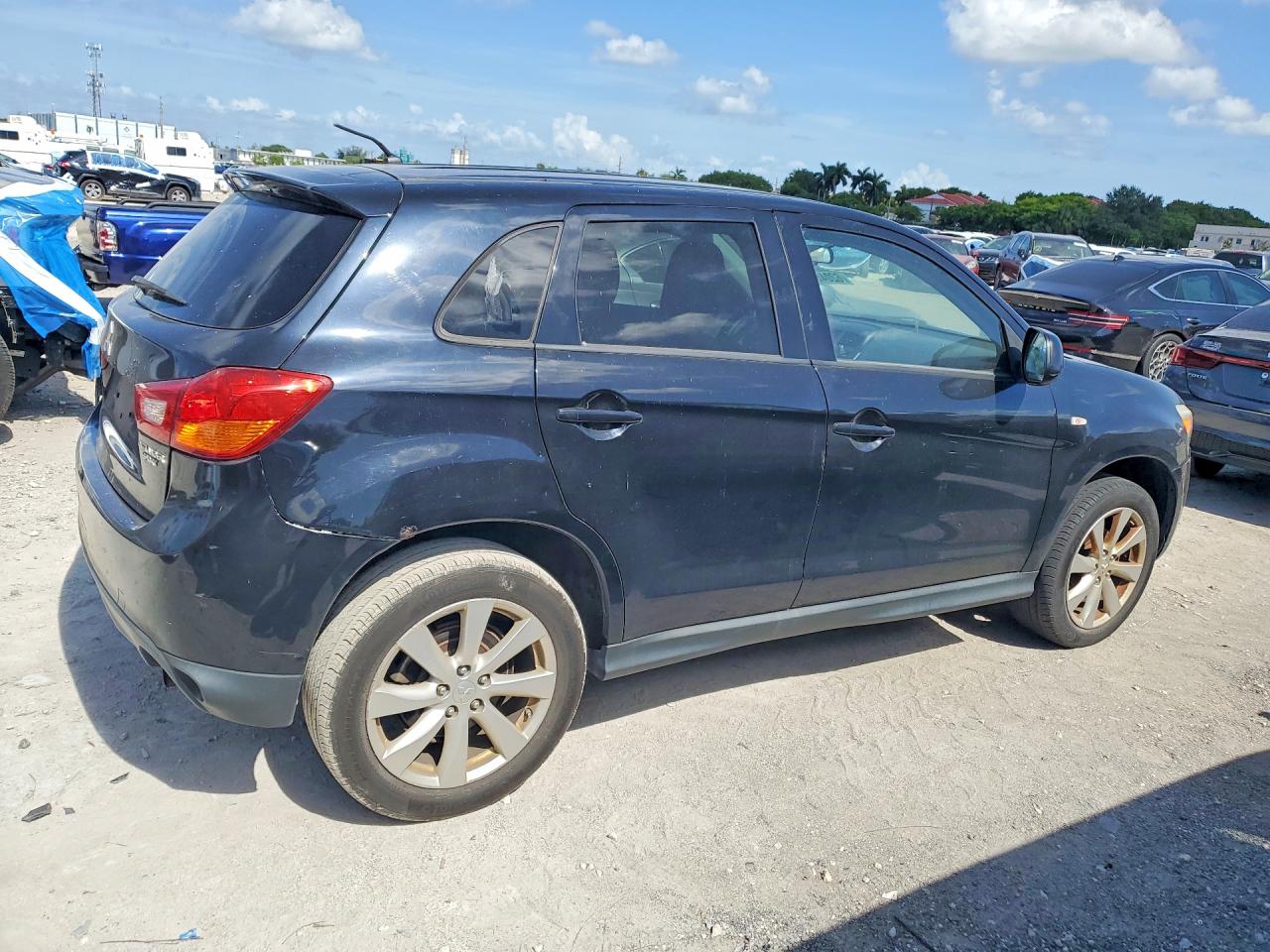 2014 Mitsubishi Outlander Sport Es Black vin: 4A4AP3AU4EE006082