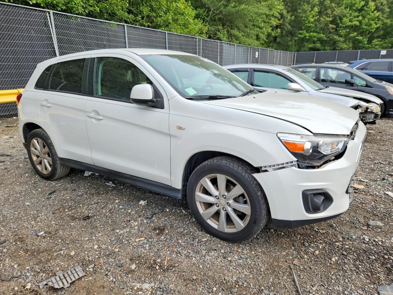 2014 Mitsubishi Outlander Sport Es White vin: 4A4AP3AU4EE023254
