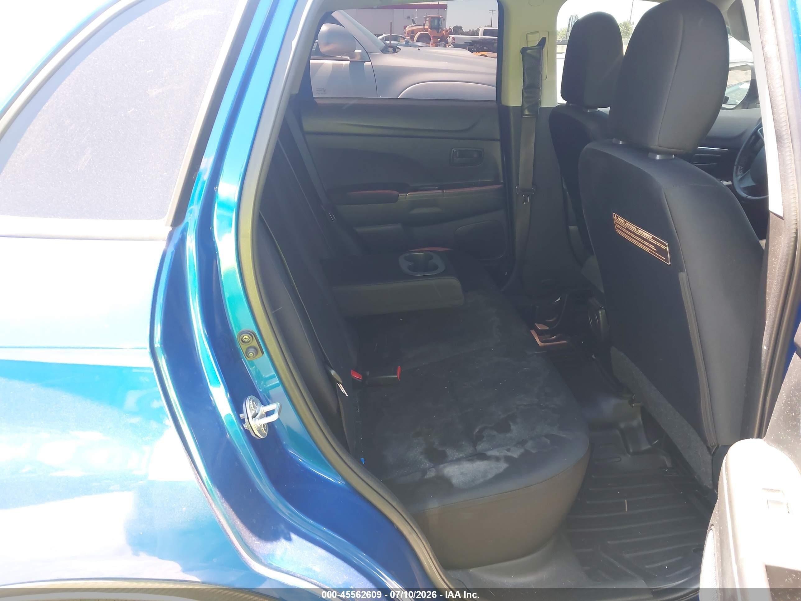 2015 Mitsubishi Outlander Sport Es Blue vin: 4A4AP3AU4FE002079
