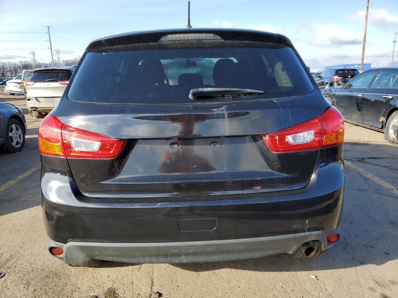 2015 Mitsubishi Outlander Sport Es Черный vin: 4A4AP3AU4FE013051