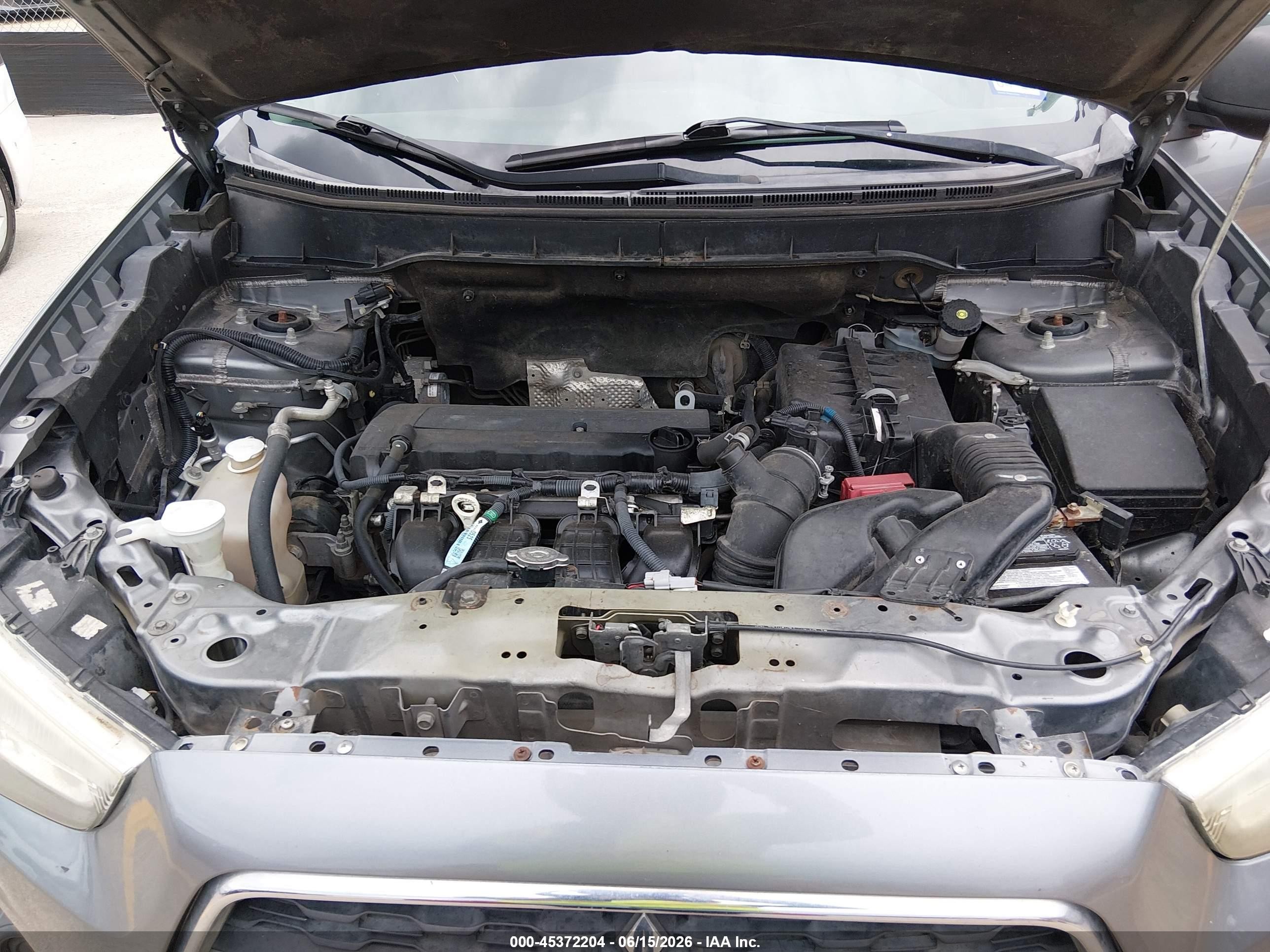 2015 Mitsubishi Outlander Sport Es Серебряный vin: 4A4AP3AU4FE022851