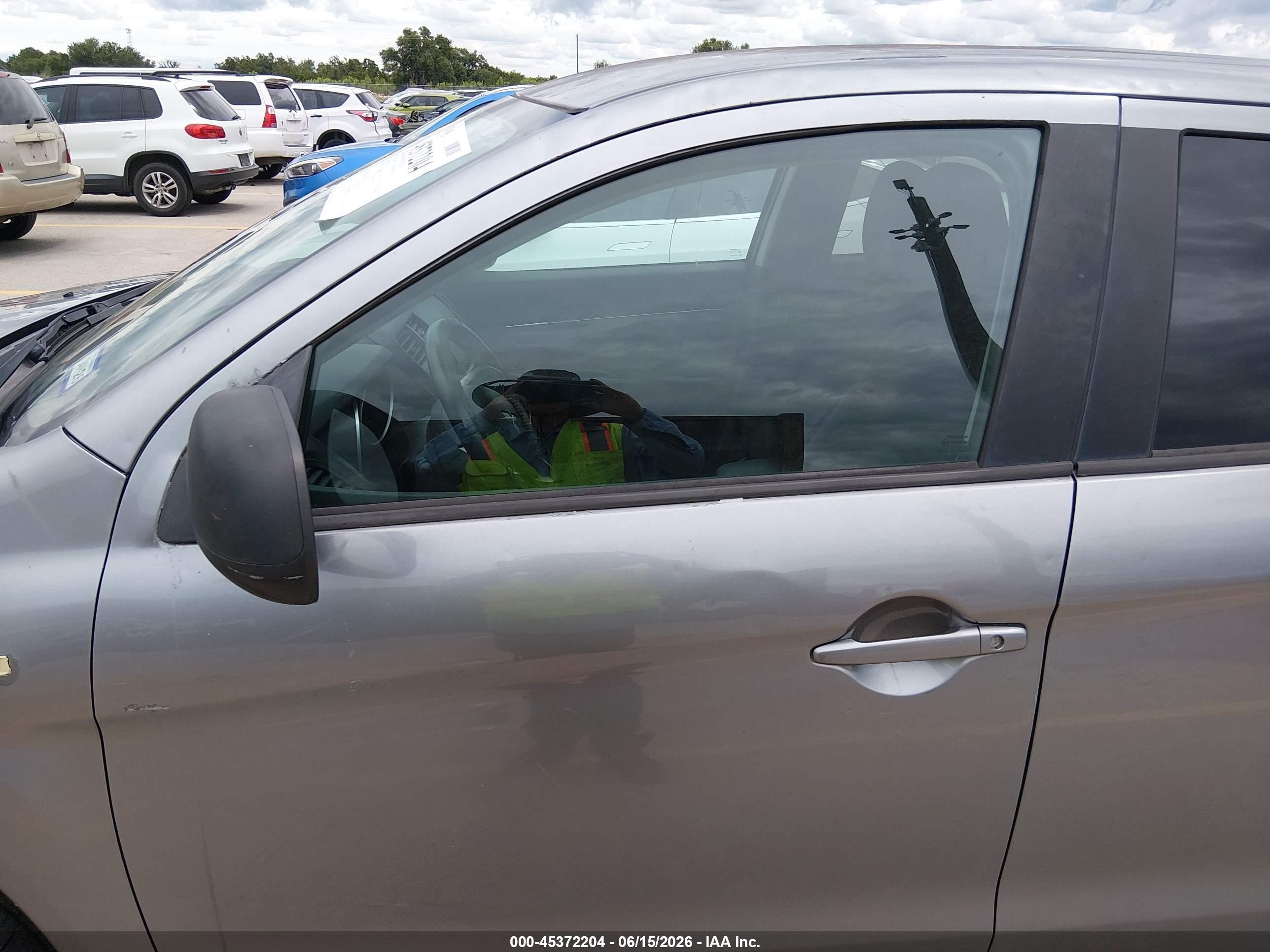 2015 Mitsubishi Outlander Sport Es Серебряный vin: 4A4AP3AU4FE022851