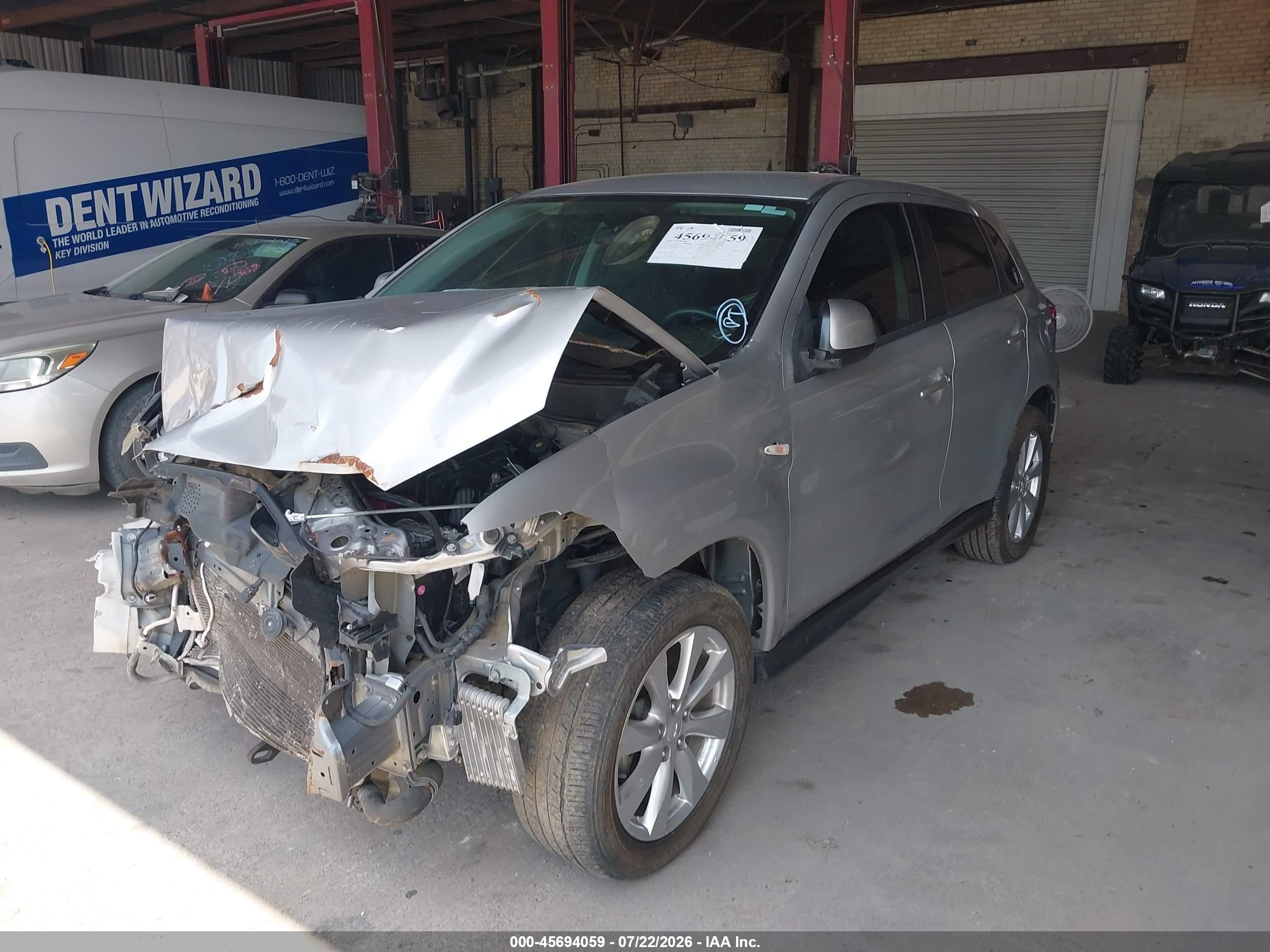 2015 Mitsubishi Outlander Sport Es Серебряный vin: 4A4AP3AU4FE023546