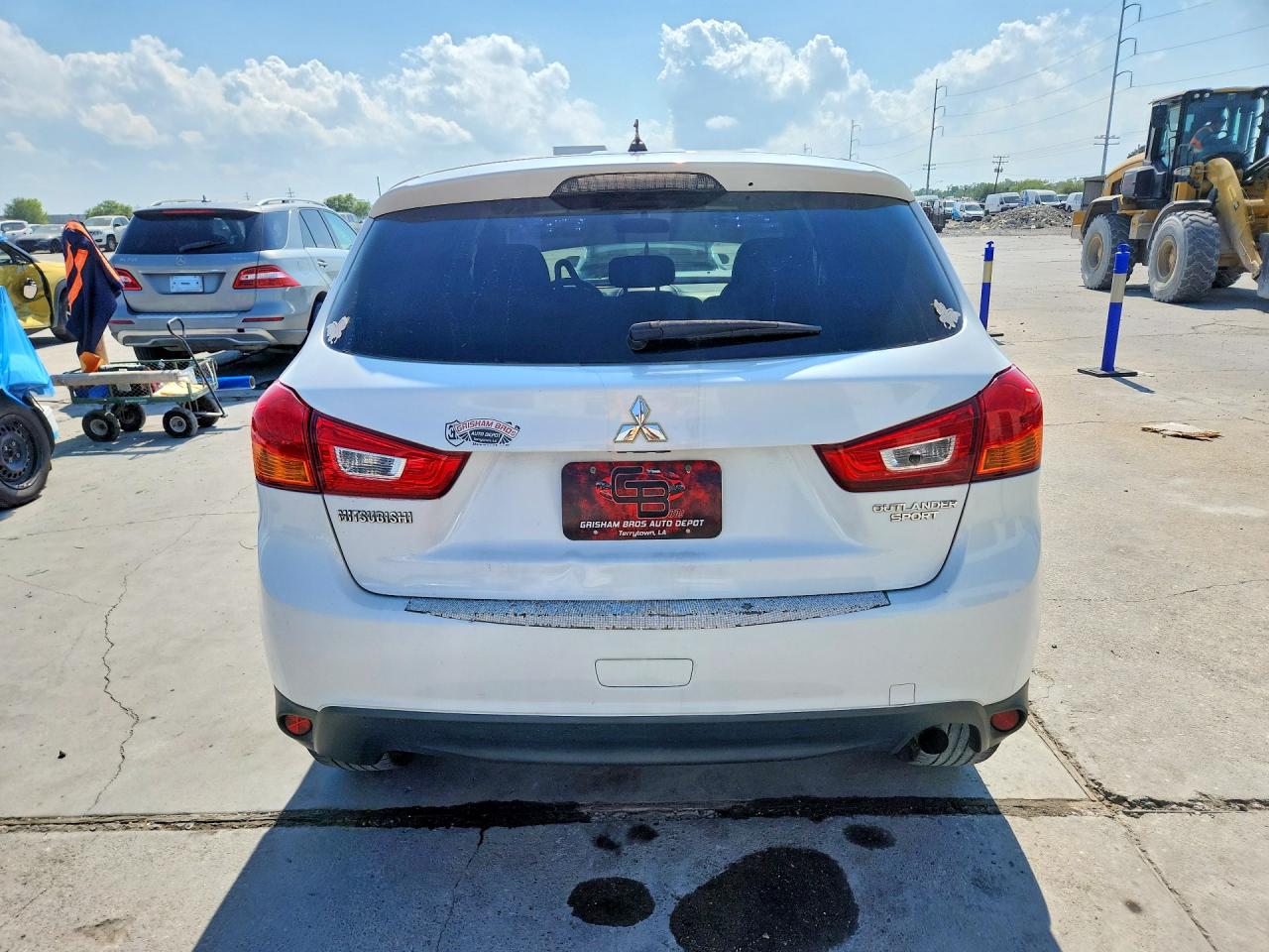 2015 Mitsubishi Outlander Sport Es White vin: 4A4AP3AU4FE034918