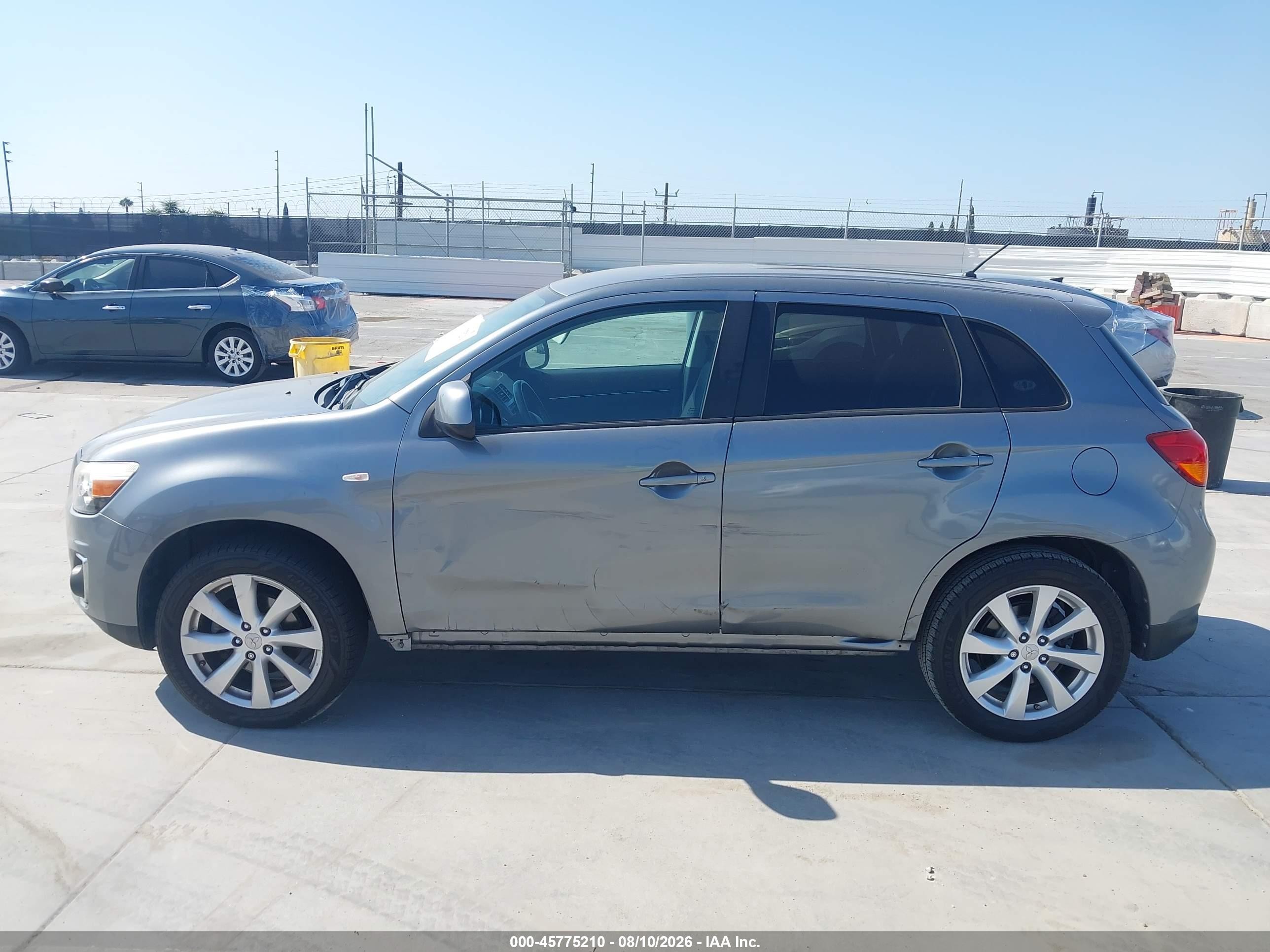 2014 Mitsubishi Outlander Sport Es Gray vin: 4A4AP3AU5EE028981