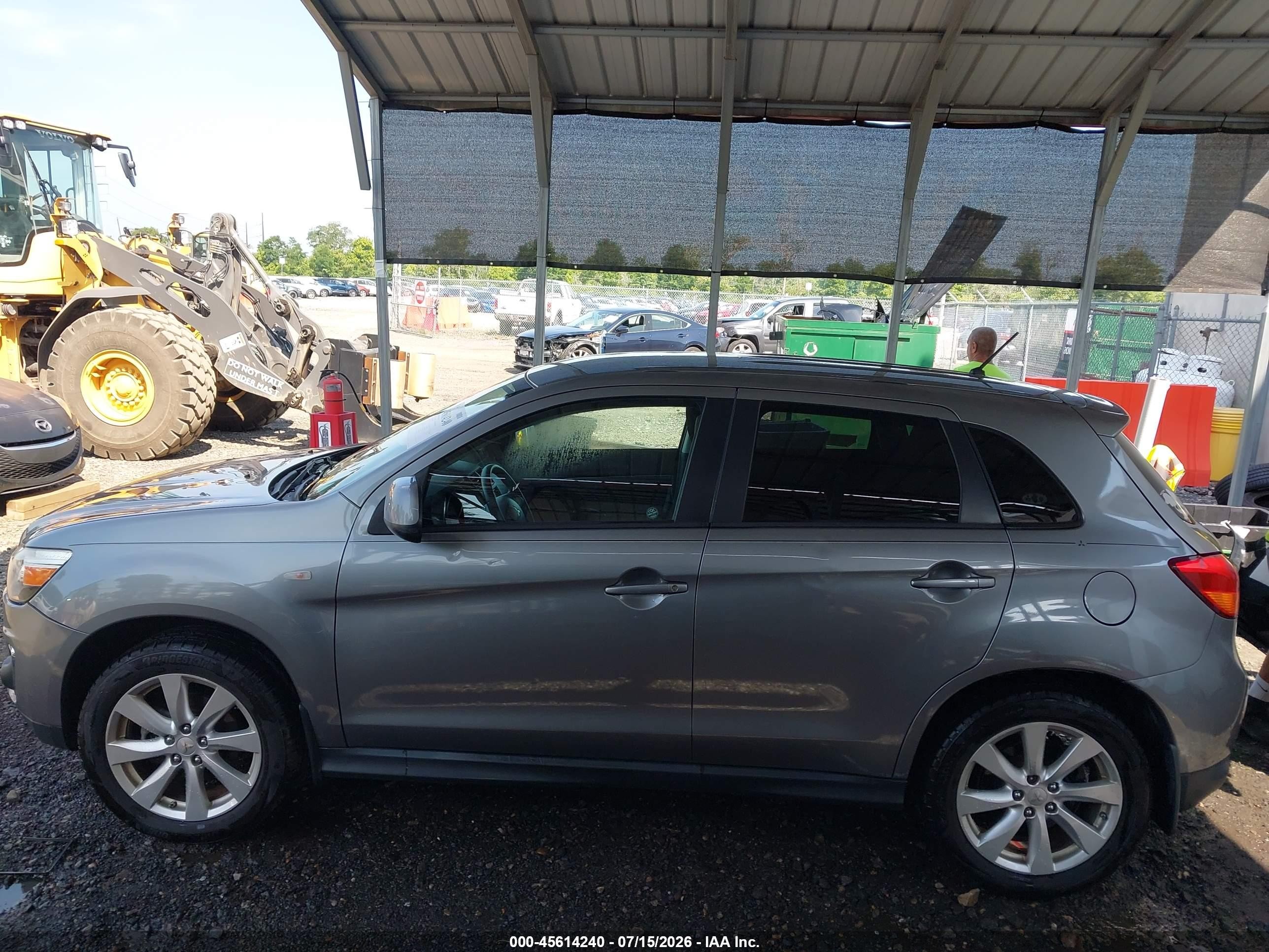 2015 Mitsubishi Outlander Sport Es Gray vin: 4A4AP3AU5FE017397