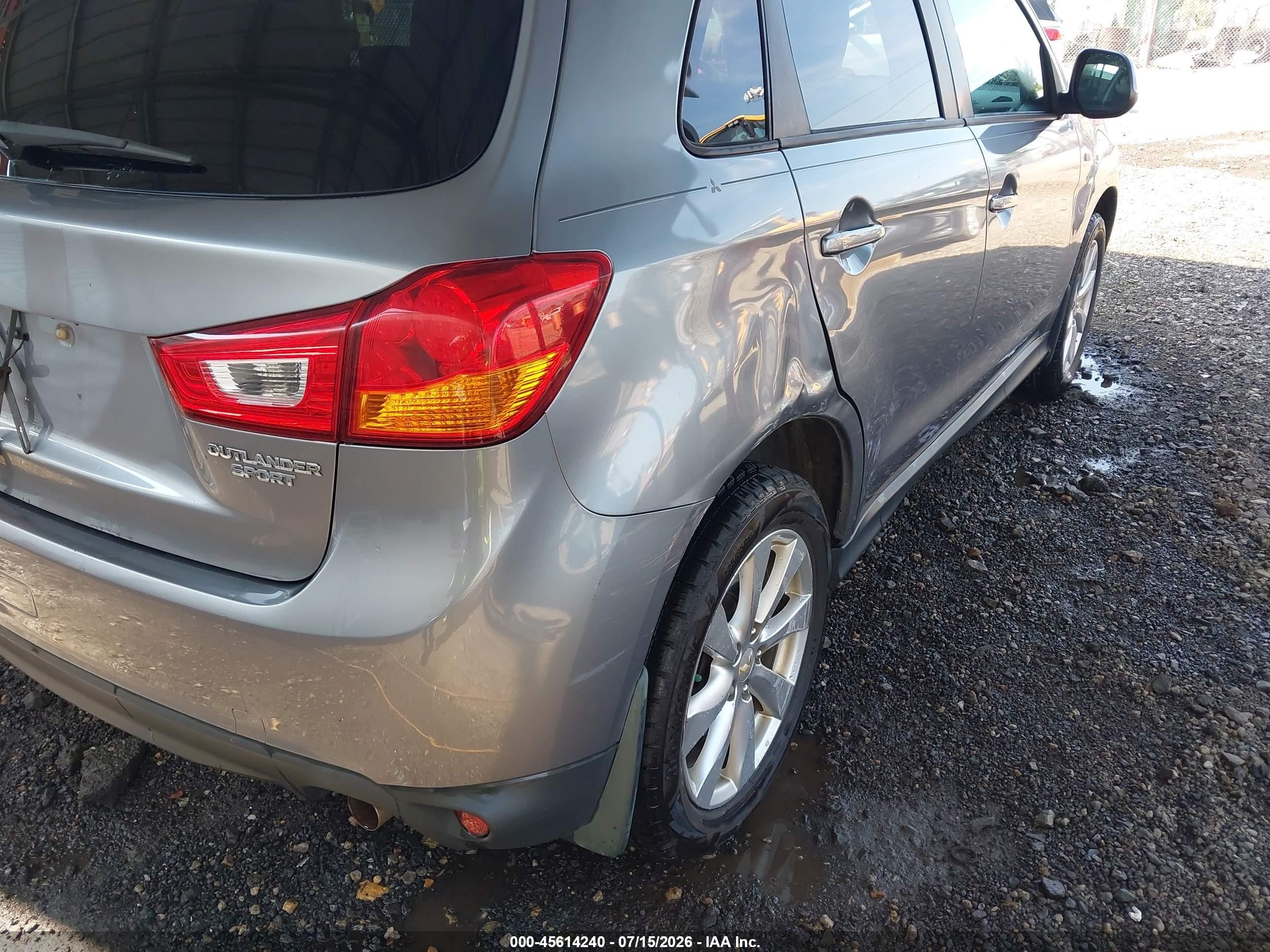 2015 Mitsubishi Outlander Sport Es Gray vin: 4A4AP3AU5FE017397