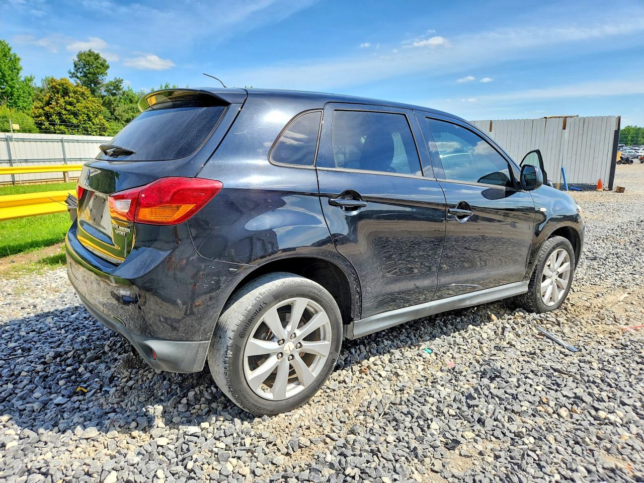 2015 Mitsubishi Outlander Sport Es Черный vin: 4A4AP3AU5FE044034
