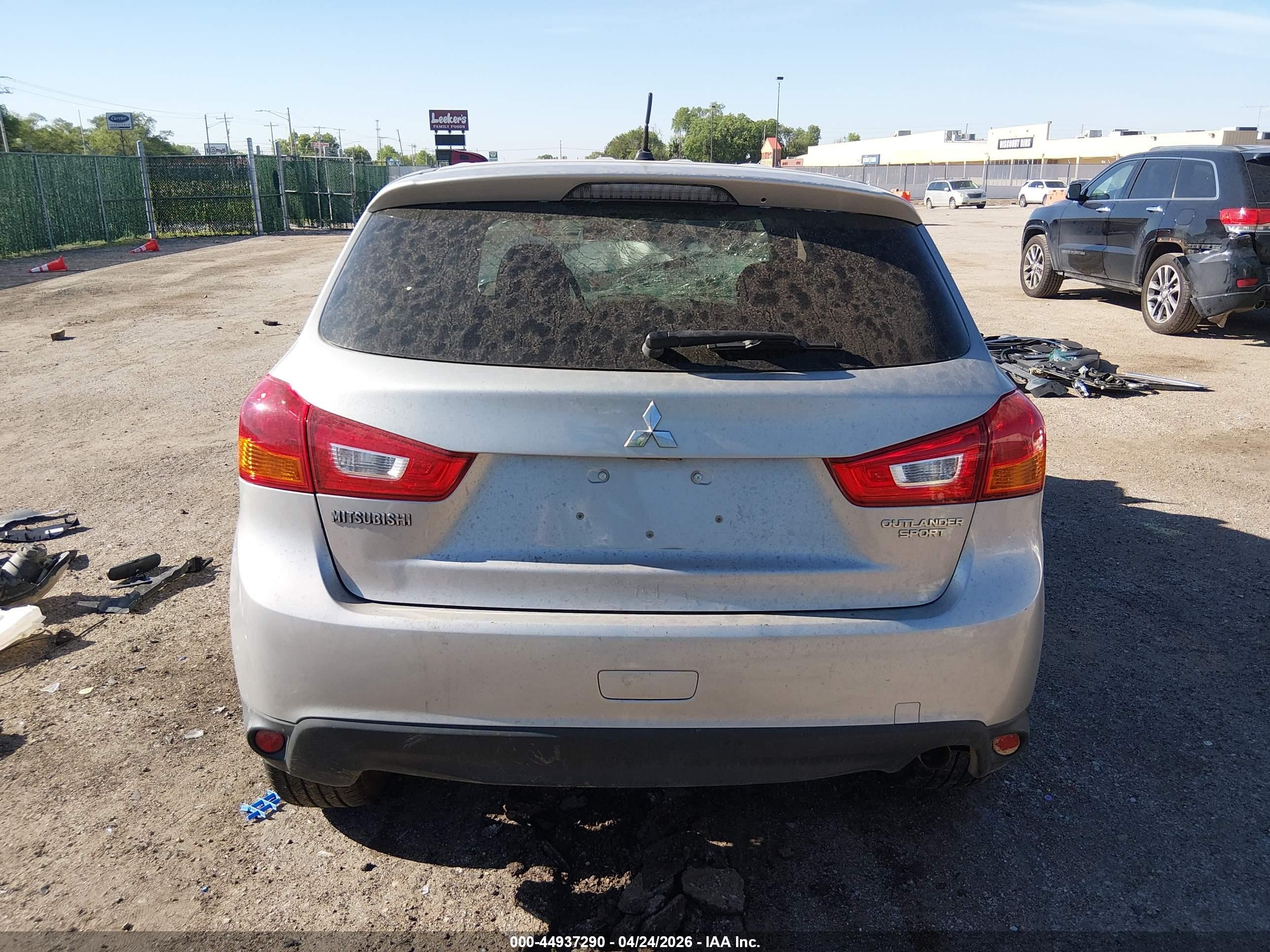 2015 Mitsubishi Outlander Sport Es Silver vin: 4A4AP3AU5FE061626