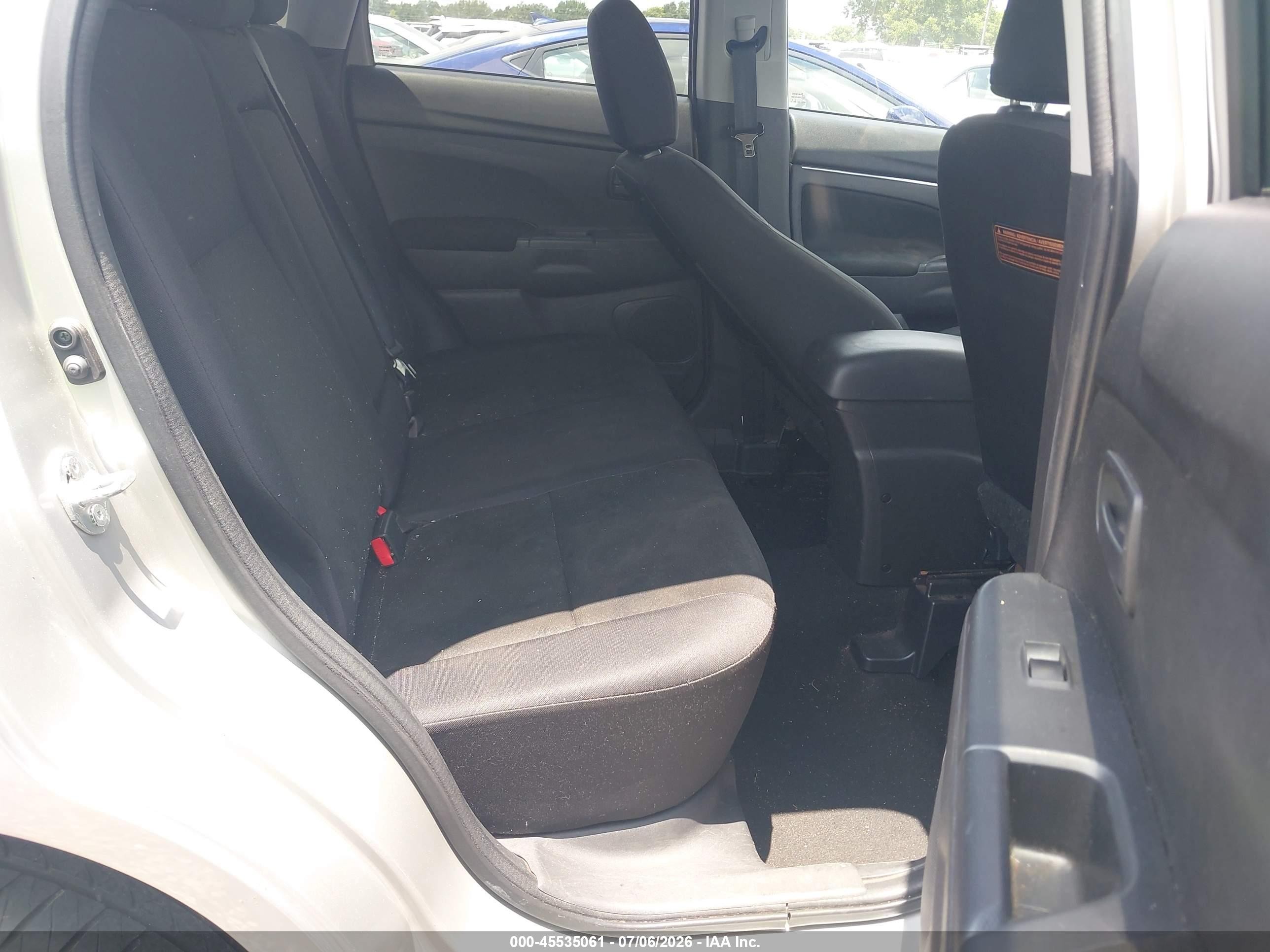 2013 Mitsubishi Outlander Sport Es Серебряный vin: 4A4AP3AU6DE012206