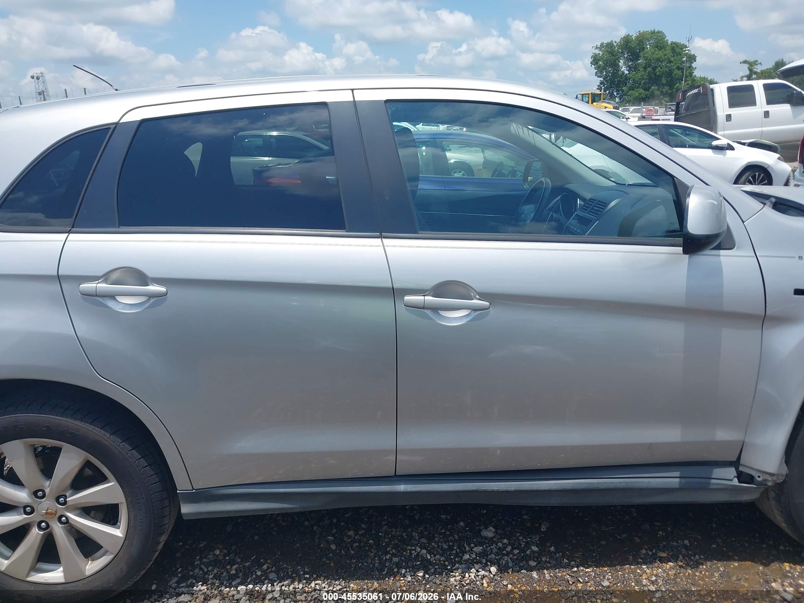 2013 Mitsubishi Outlander Sport Es Серебряный vin: 4A4AP3AU6DE012206
