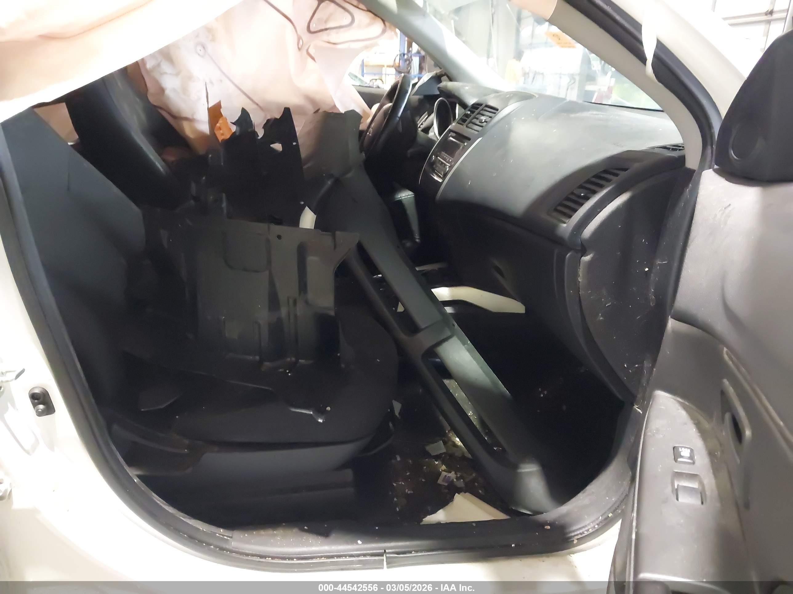 2014 Mitsubishi Outlander Sport Es White vin: 4A4AP3AU6EE013650