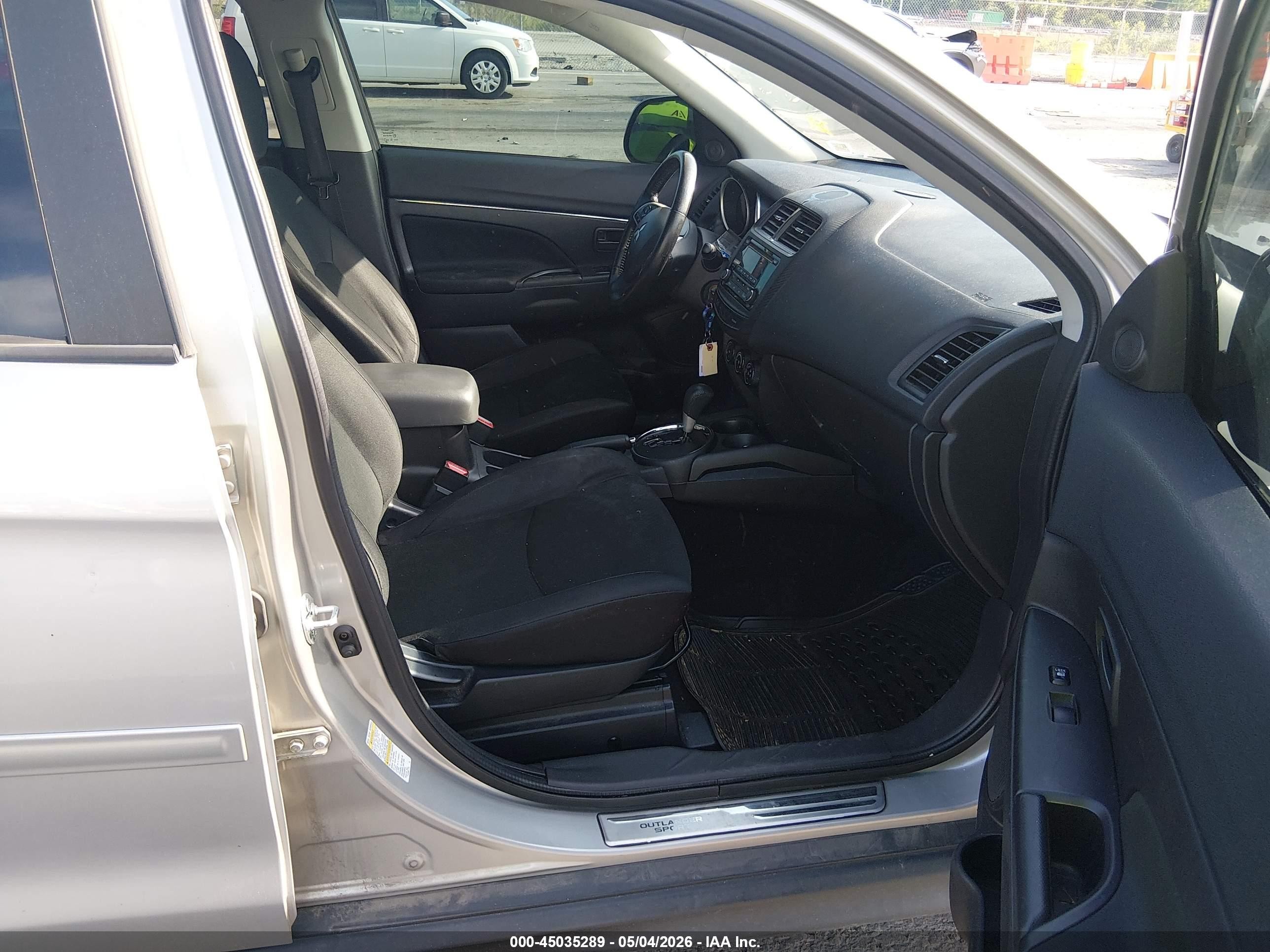 2015 Mitsubishi Outlander Sport Es Серый vin: 4A4AP3AU6FE005324