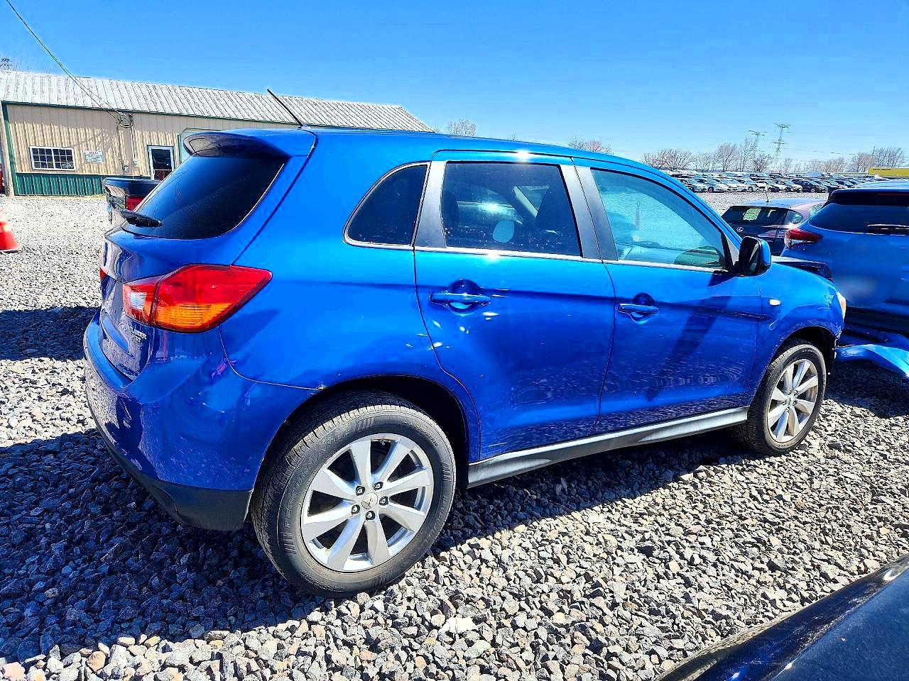 2015 Mitsubishi Outlander Sport Es Синий vin: 4A4AP3AU6FE050313