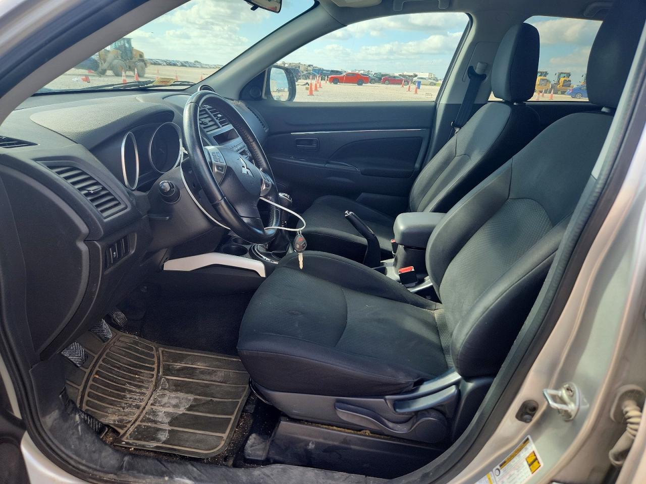 2013 Mitsubishi Outlander Sport Es Silver vin: 4A4AP3AU7DE015616