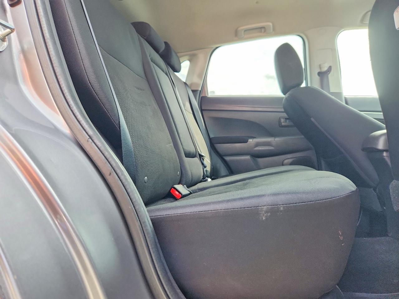 2013 Mitsubishi Outlander Sport Es Gray vin: 4A4AP3AU7DE024770
