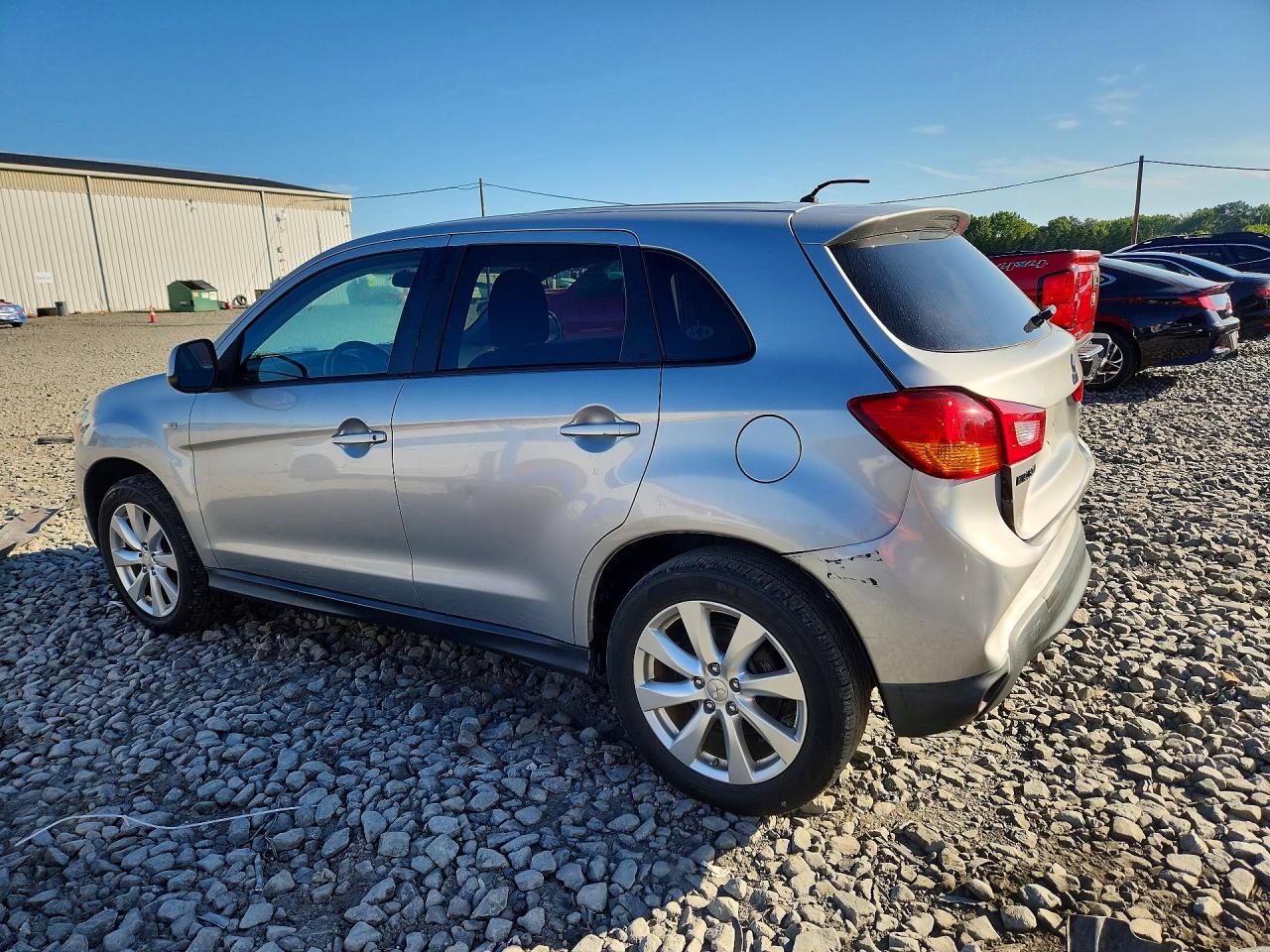 2015 Mitsubishi Outlander Sport Es Silver vin: 4A4AP3AU7FE006692