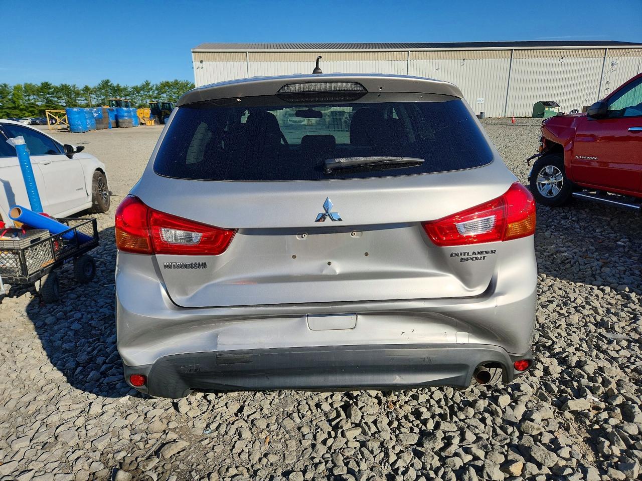 2015 Mitsubishi Outlander Sport Es Silver vin: 4A4AP3AU7FE006692