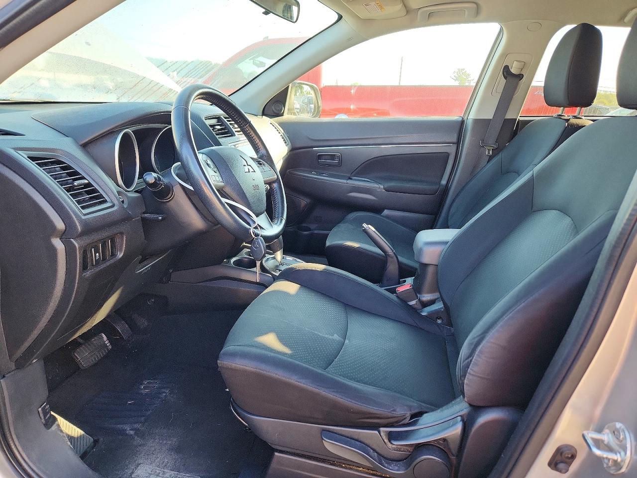 2015 Mitsubishi Outlander Sport Es Silver vin: 4A4AP3AU7FE006692
