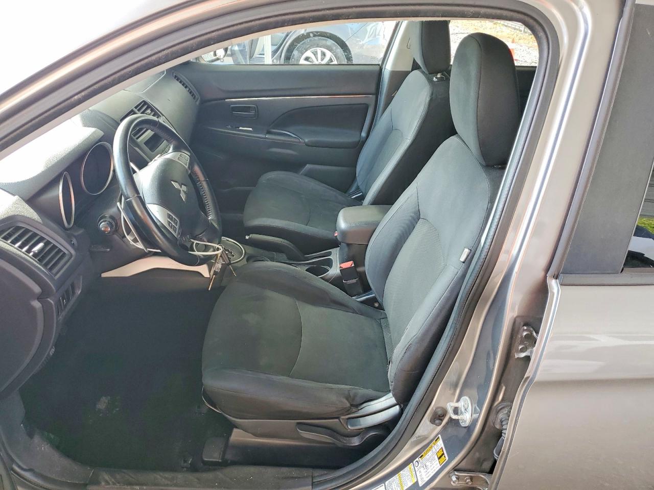 2013 Mitsubishi Outlander Sport Es Silver vin: 4A4AP3AU8DE020386
