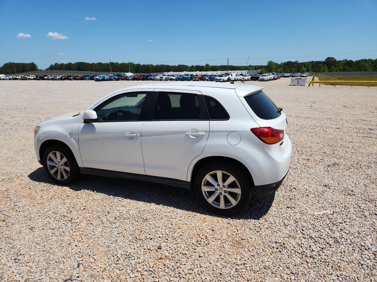 2013 Mitsubishi Outlander Sport Es White vin: 4A4AP3AU9DE012913