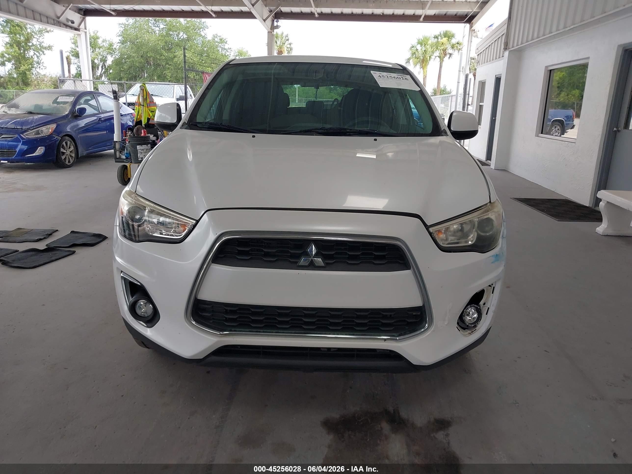 2014 Mitsubishi Outlander Sport Es White vin: 4A4AP3AU9EE032709