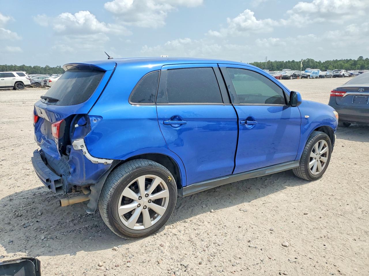 2015 Mitsubishi Outlander Sport Es Blue vin: 4A4AP3AU9FE006452