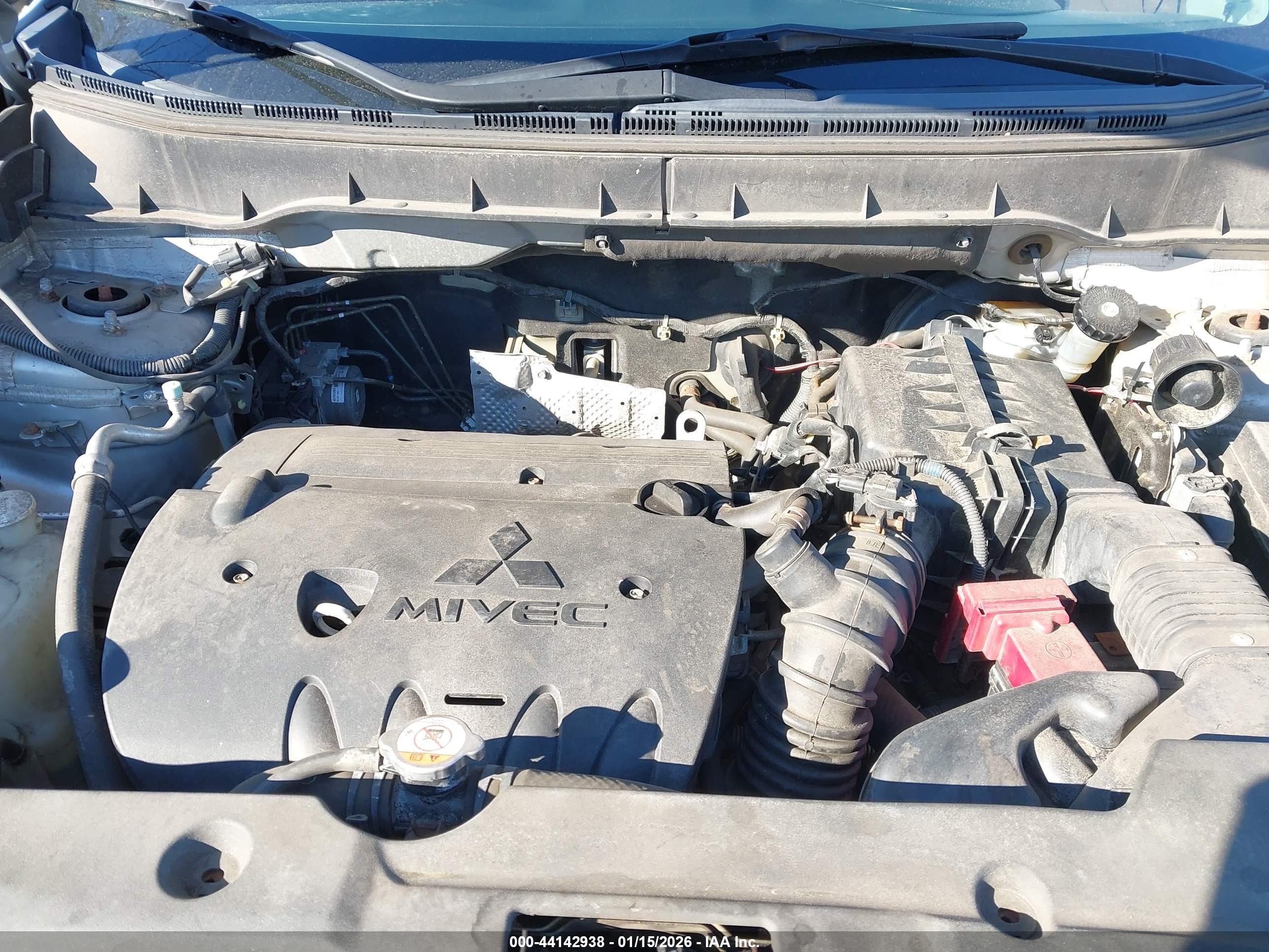 2014 Mitsubishi Outlander Sport Es Серебряный vin: 4A4AP3AUXEE003459