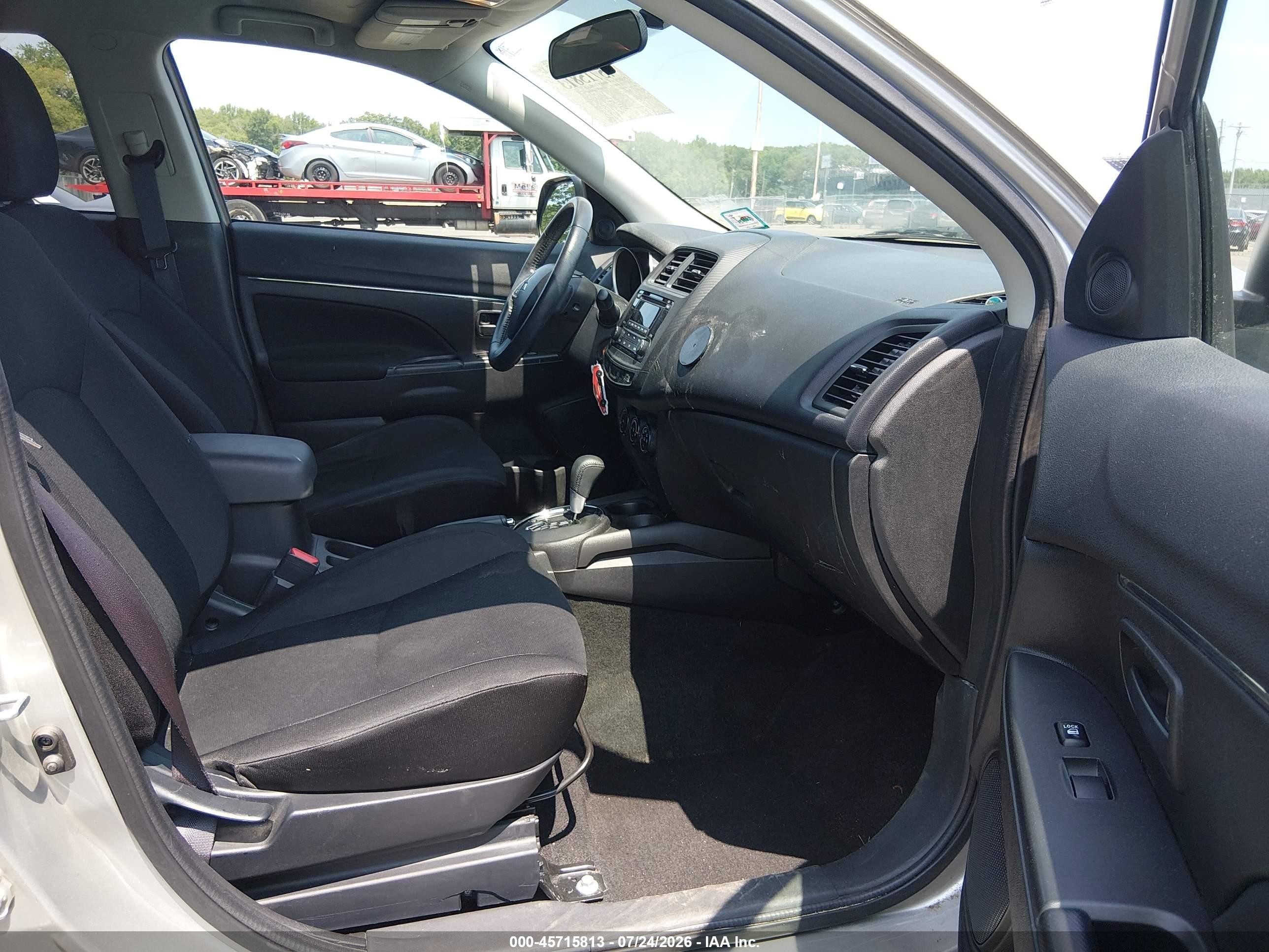 2015 Mitsubishi Outlander Sport Es Silver vin: 4A4AP3AUXFE023602