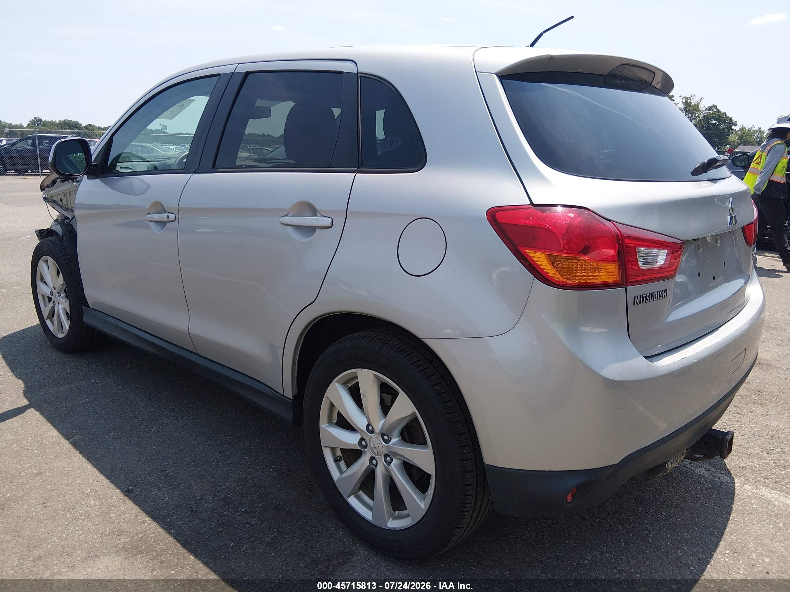 2015 Mitsubishi Outlander Sport Es Silver vin: 4A4AP3AUXFE023602