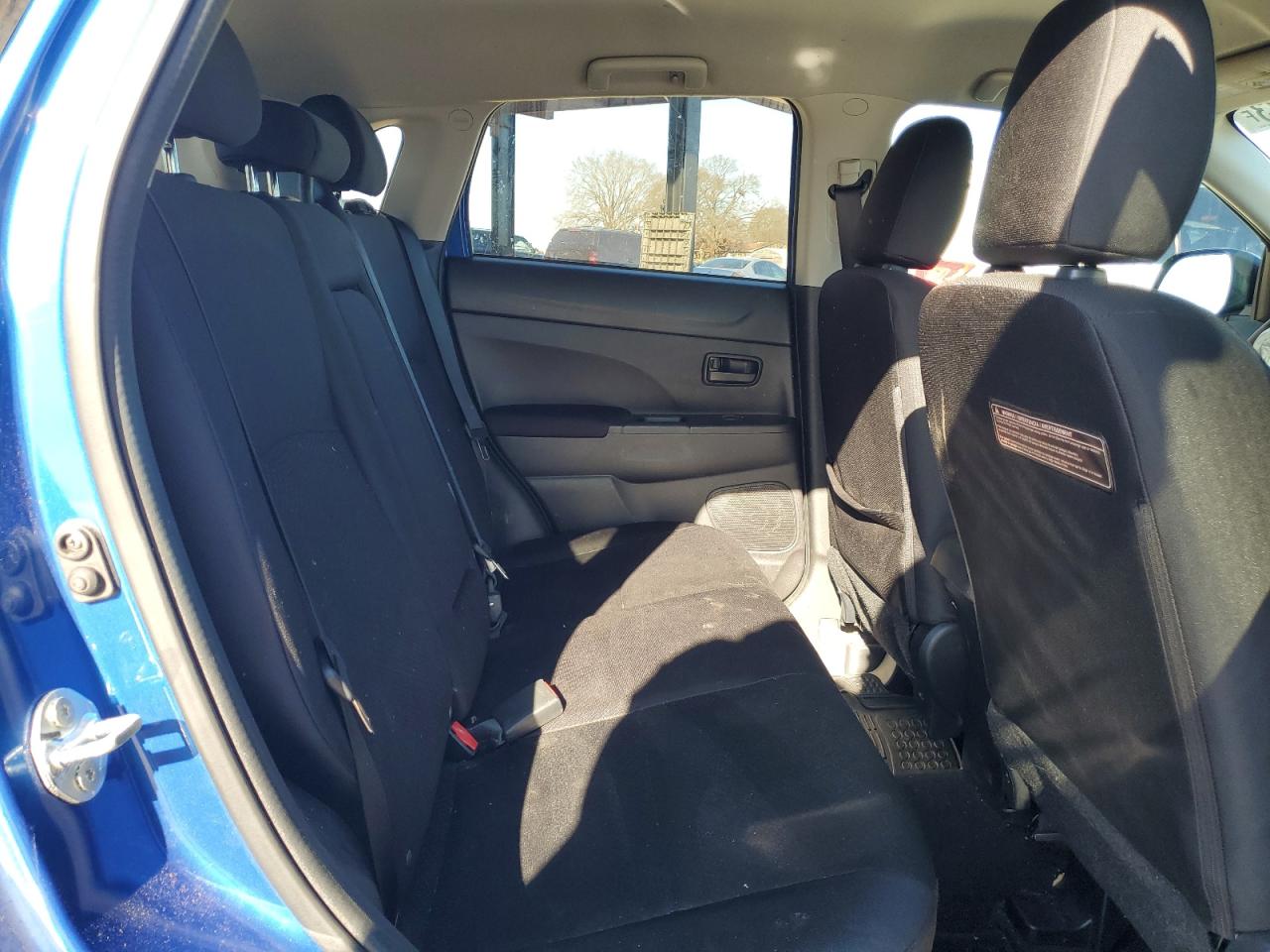 2015 Mitsubishi Outlander Sport Es Blue vin: 4A4AP3AUXFE045745