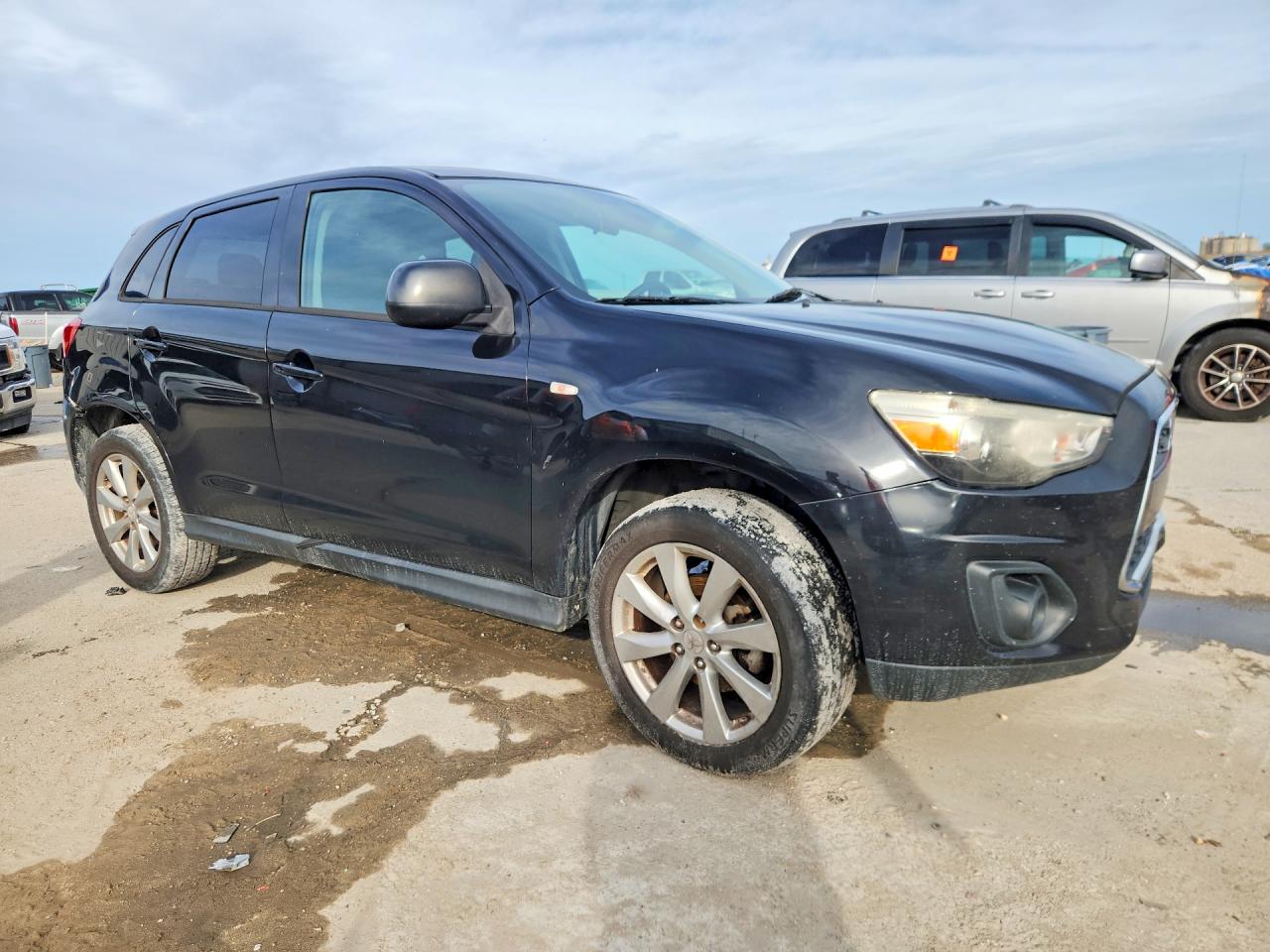 2015 Mitsubishi Outlander Sport Es Белый vin: 4A4AP3AUXFE060942
