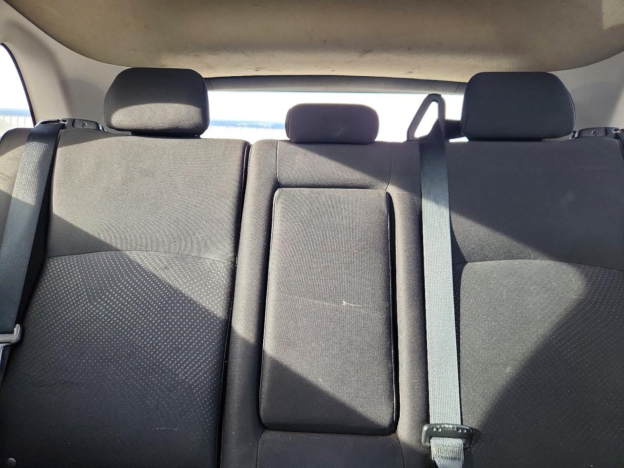 2015 Mitsubishi Outlander Sport Es Белый vin: 4A4AP3AUXFE060942