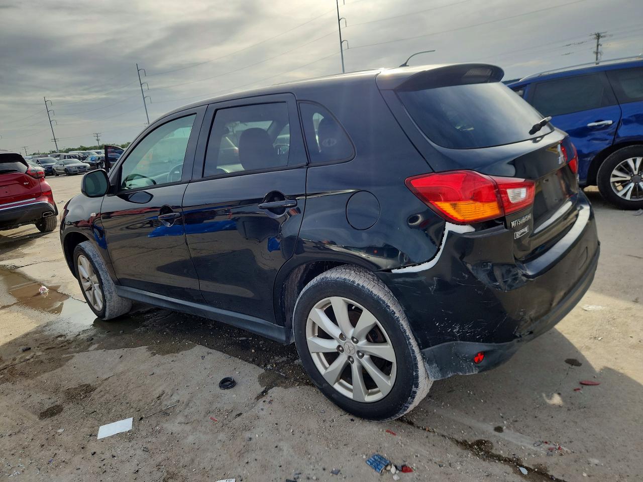 2015 Mitsubishi Outlander Sport Es Белый vin: 4A4AP3AUXFE060942