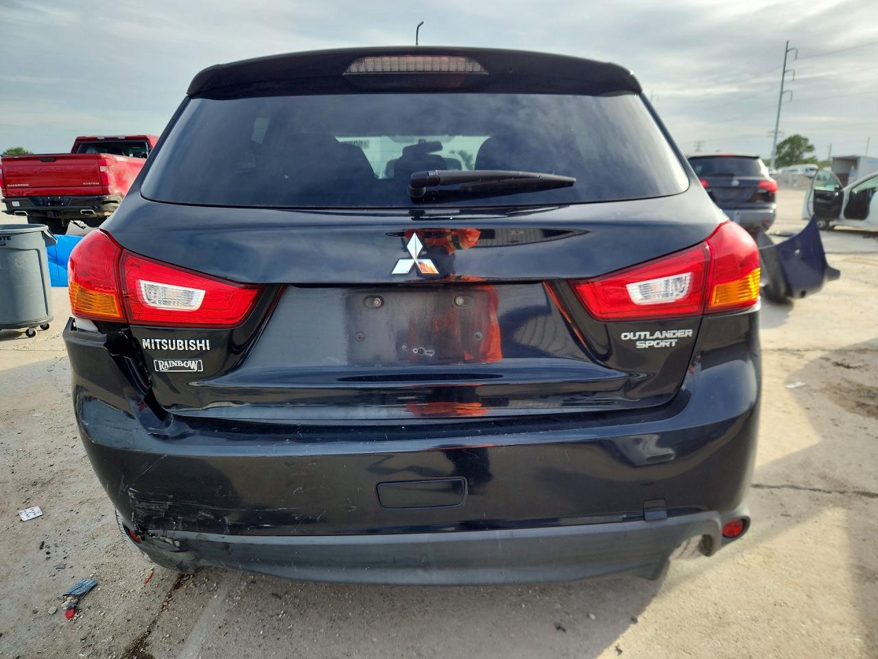 2015 Mitsubishi Outlander Sport Es Белый vin: 4A4AP3AUXFE060942
