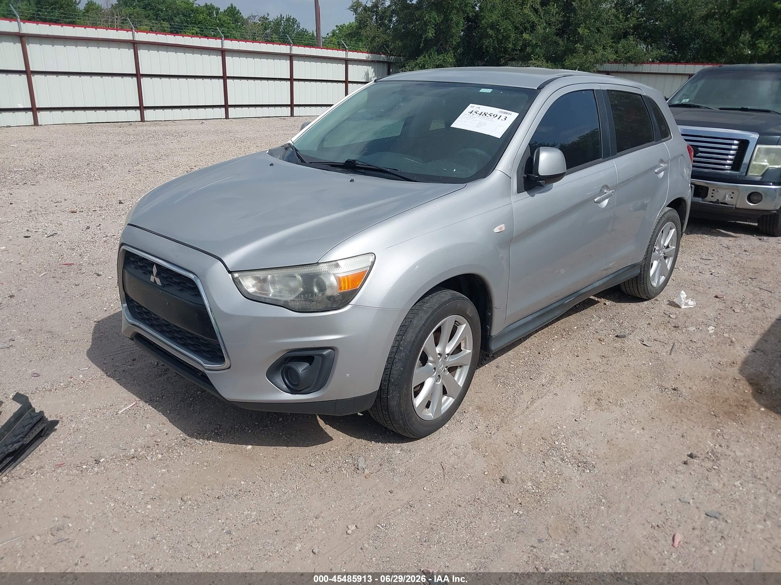 2015 Mitsubishi Outlander Sport Es Серебряный vin: 4A4AP3AW3FE029582