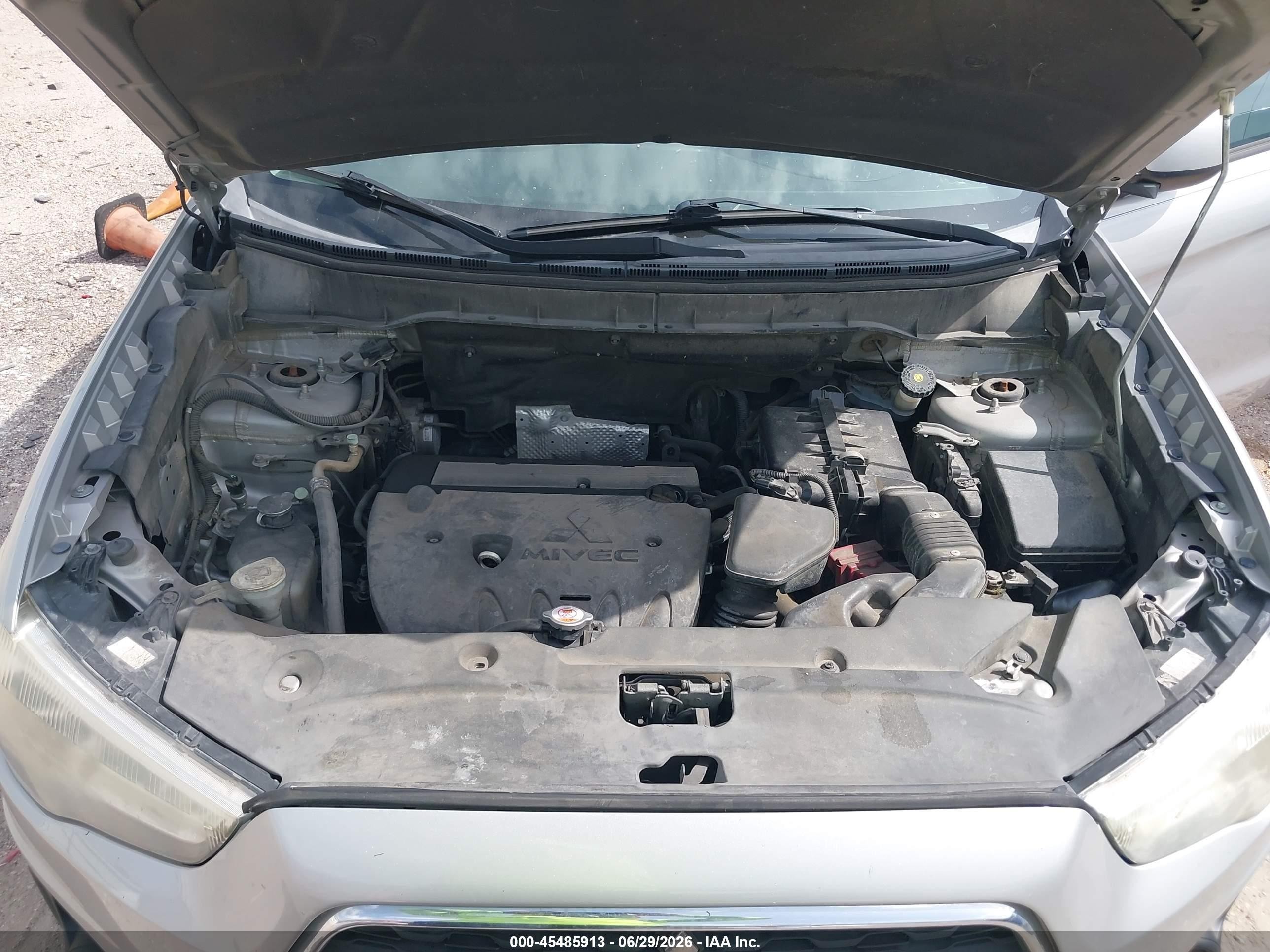 2015 Mitsubishi Outlander Sport Es Серебряный vin: 4A4AP3AW3FE029582