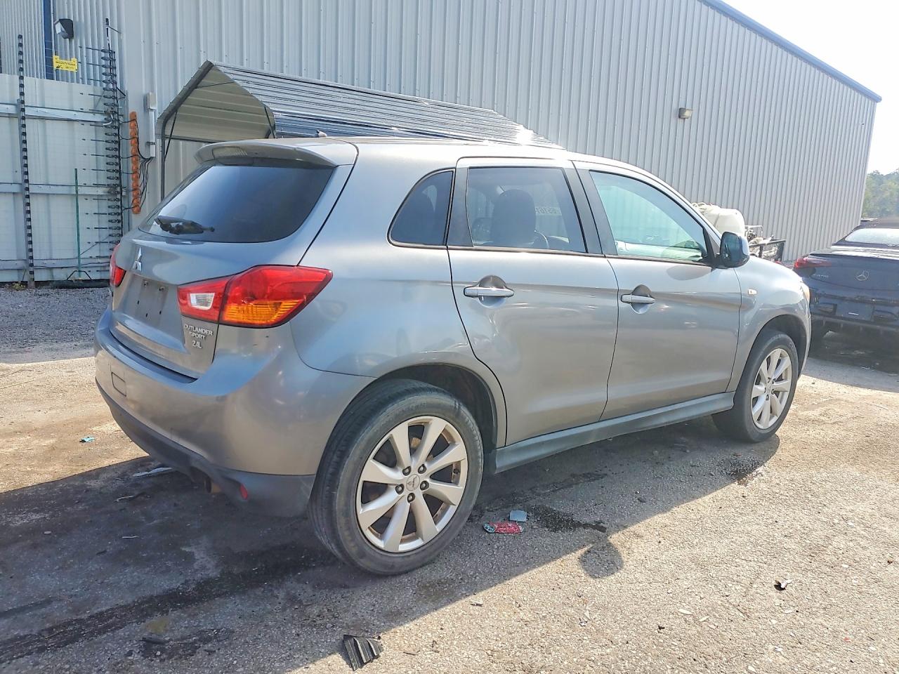 2015 Mitsubishi Outlander Sport Es Серый vin: 4A4AP3AW4FE044463