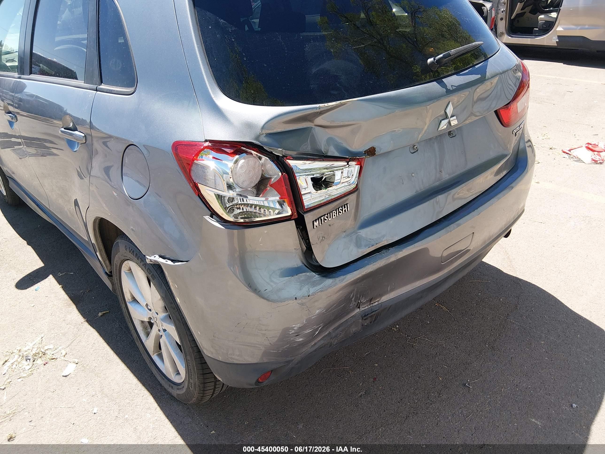 2015 Mitsubishi Outlander Sport Es Gray vin: 4A4AP3AW7FE024420