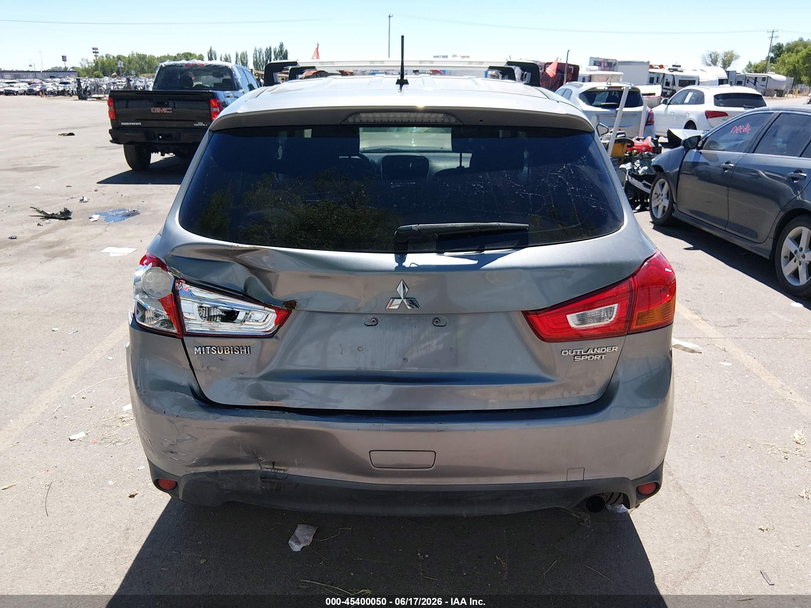 2015 Mitsubishi Outlander Sport Es Gray vin: 4A4AP3AW7FE024420